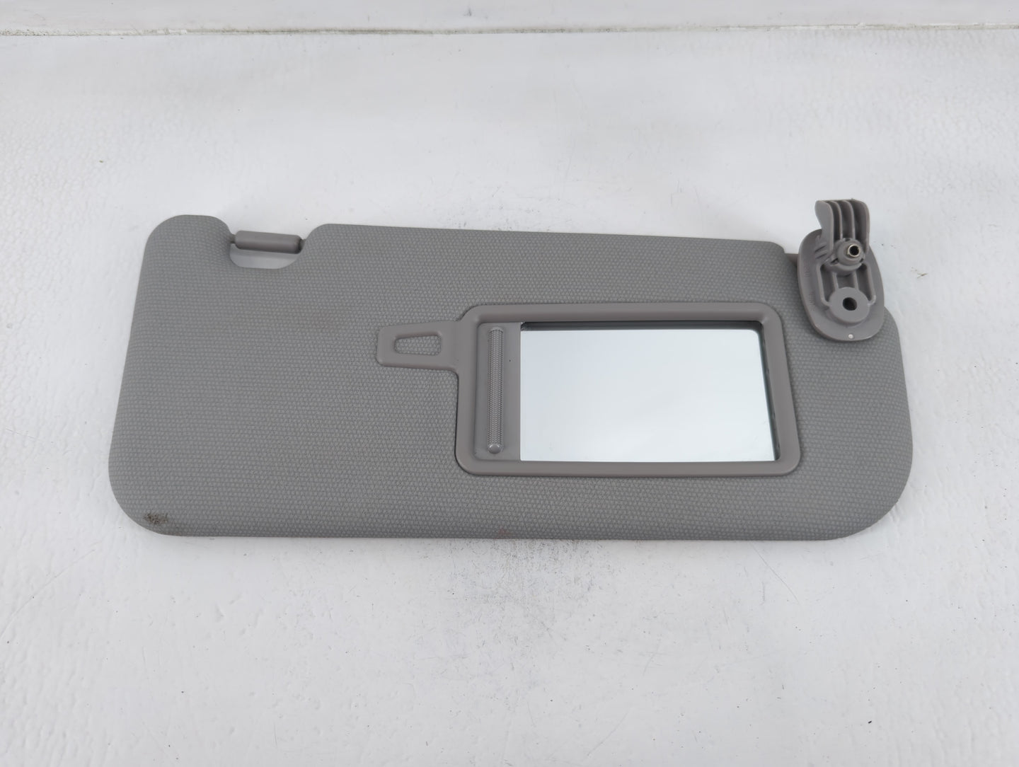 2012-2017 Kia Rio Sun Visor Shade Replacement Passenger Right Mirror Fits Fits 2012 2013 2014 2015 2016 2017 OEM Used Auto P