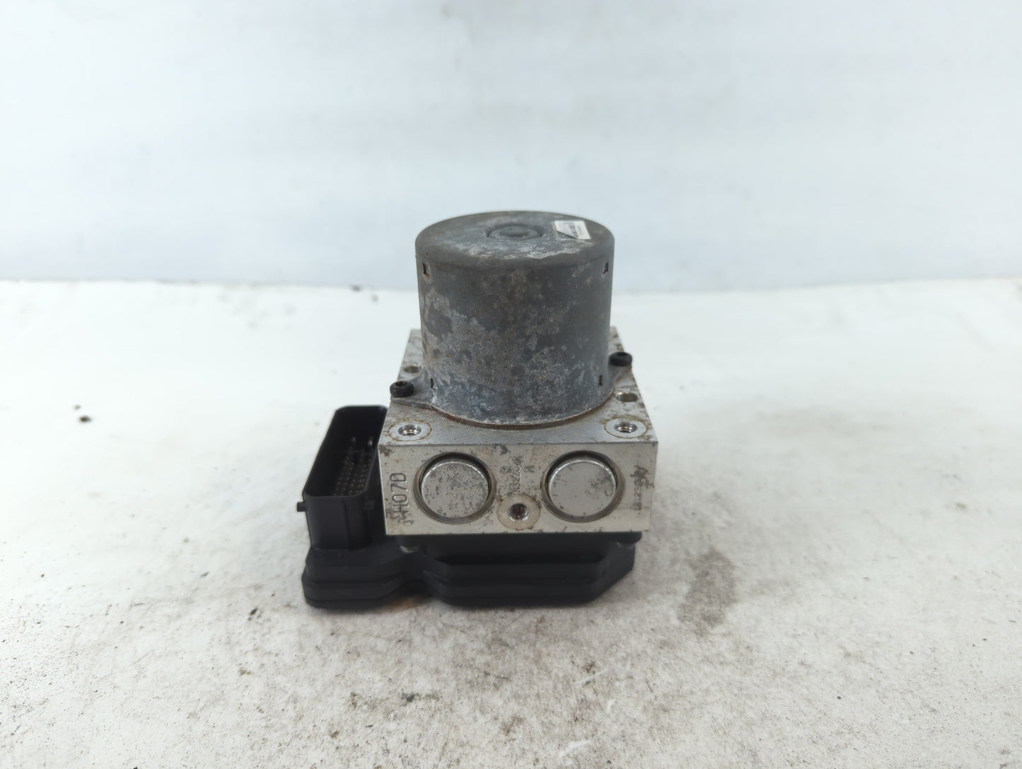 2012-2015 Kia Rio ABS Pump Control Module Replacement P/N:58920-1W400 Fits Fits 2012 2013 2014 2015 OEM Used Auto Parts - Oe