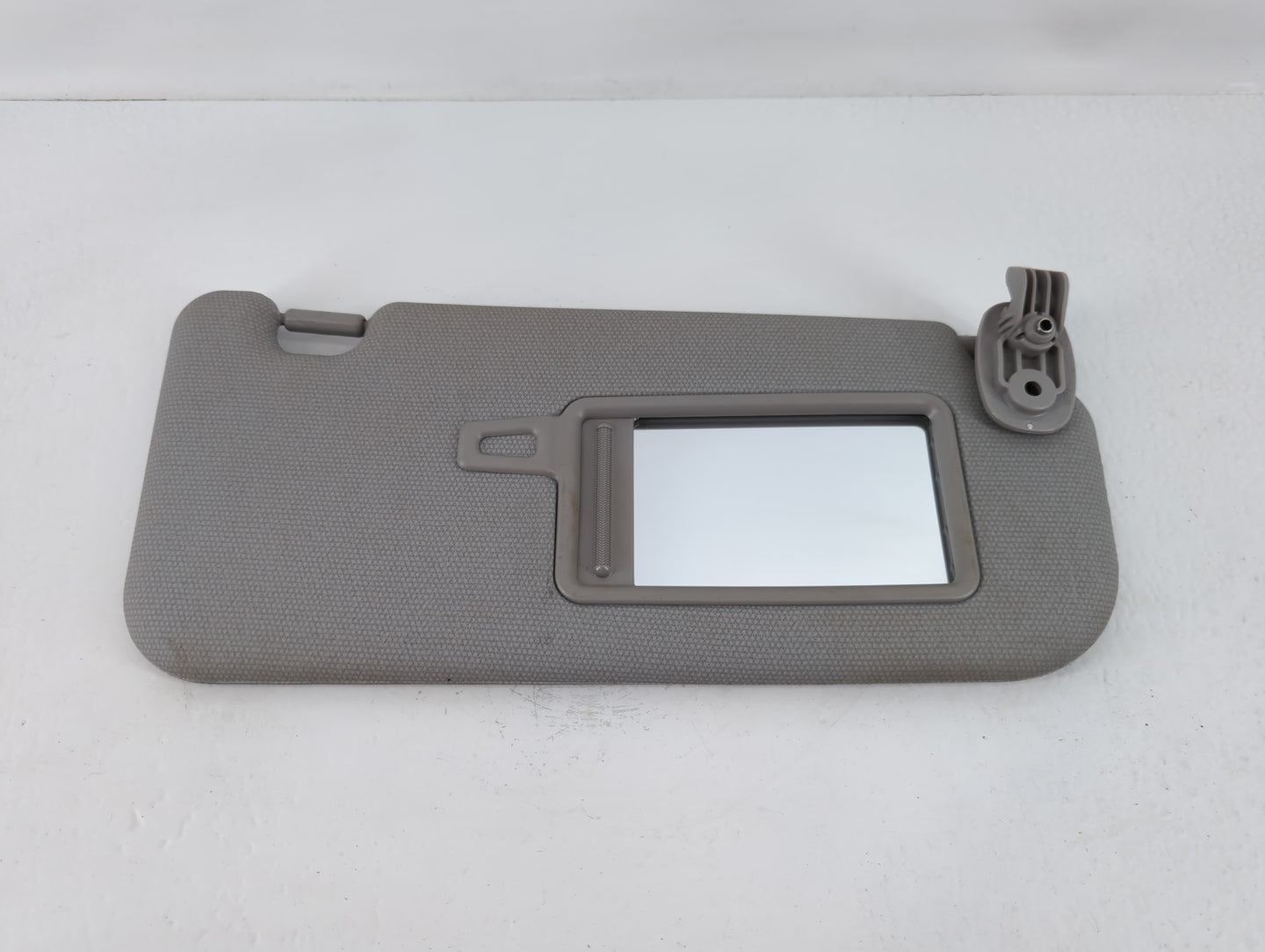 2012-2017 Kia Rio Sun Visor Shade Replacement Passenger Right Mirror Fits Fits 2012 2013 2014 2015 2016 2017 OEM Used Auto P