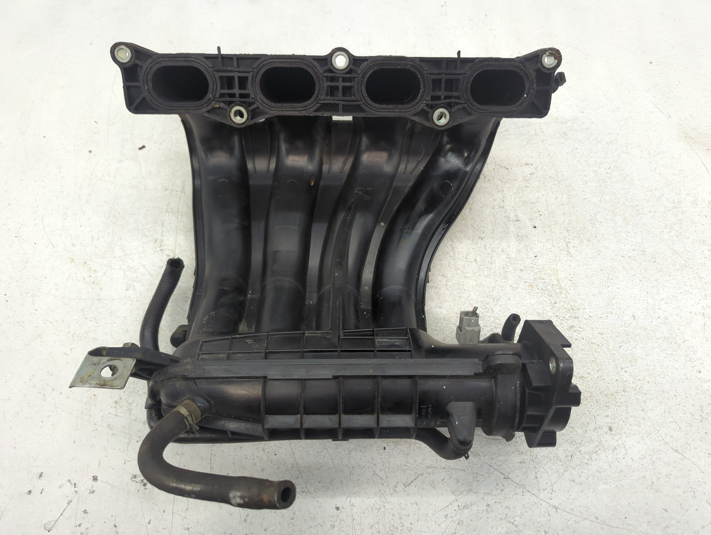 2012-2015 Kia Rio Air Intake Manifold Fits Fits 2012 2013 2014 2015 2016 2017 OEM Used Auto Parts - Oemusedautoparts1.com