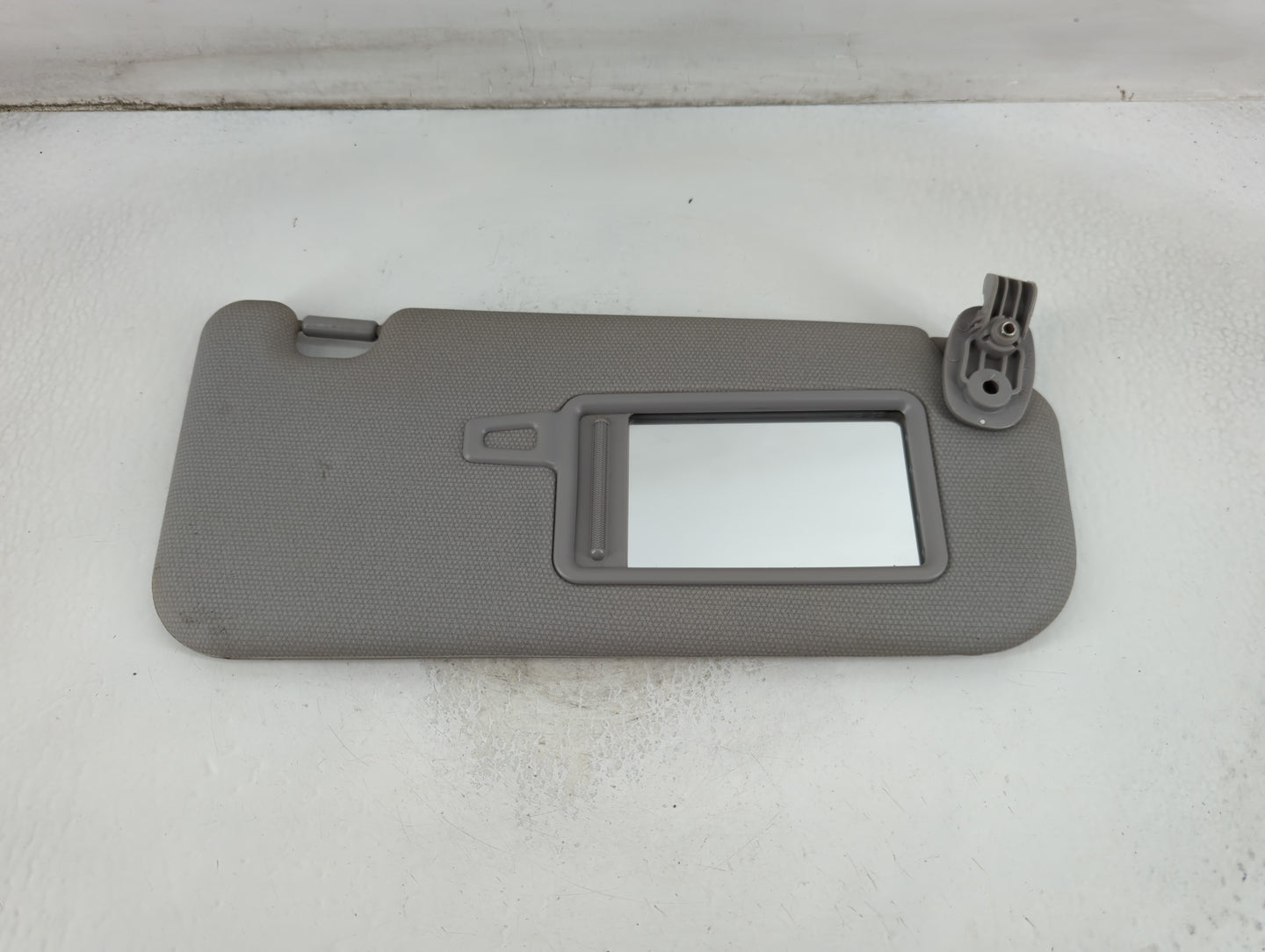 2012-2017 Kia Rio Sun Visor Shade Replacement Passenger Right Mirror Fits Fits 2012 2013 2014 2015 2016 2017 OEM Used Auto P