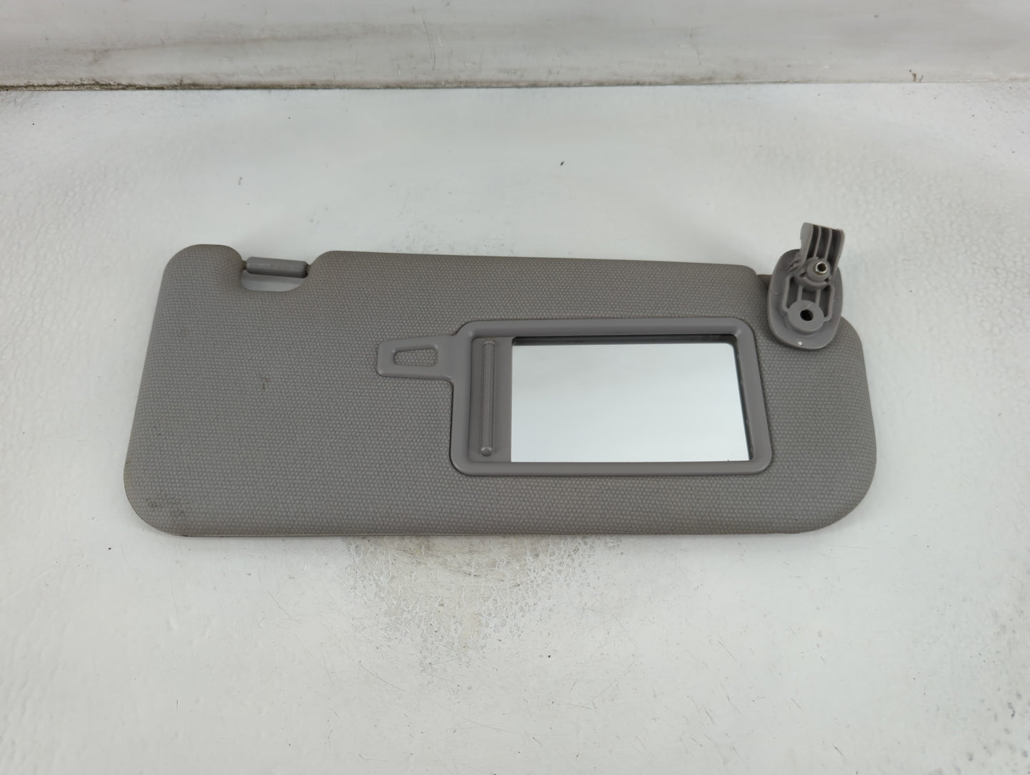 2012-2017 Kia Rio Sun Visor Shade Replacement Passenger Right Mirror Fits Fits 2012 2013 2014 2015 2016 2017 OEM Used Auto P