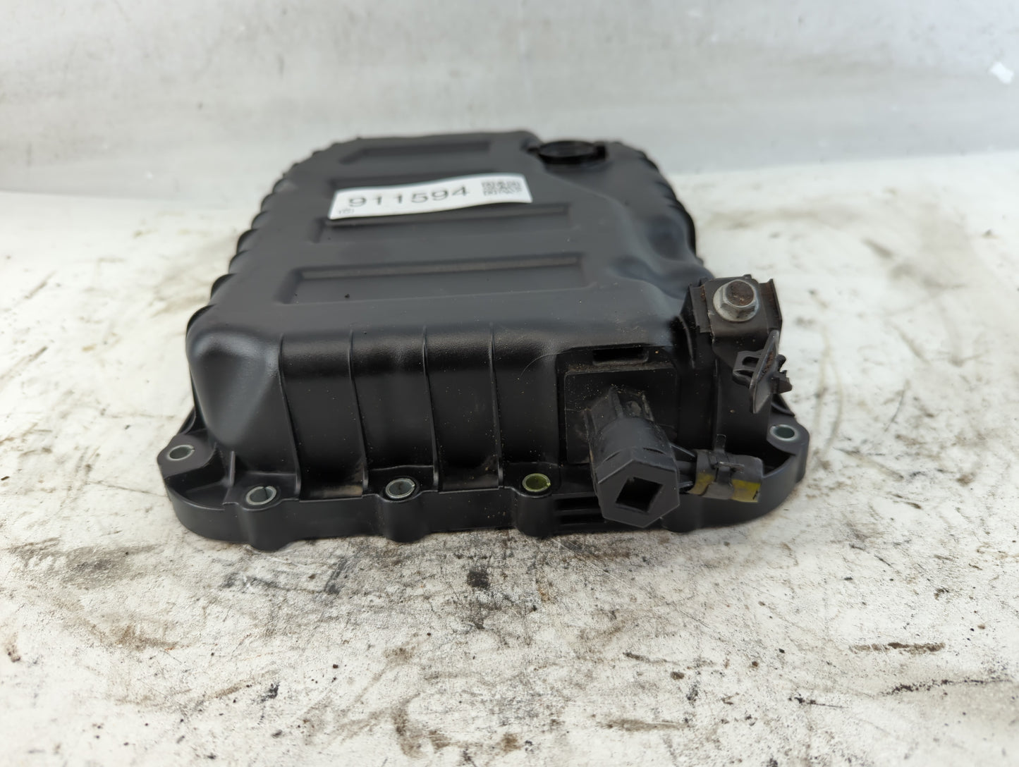 2012-2019 Kia Rio Engine Oil Pan P/N:45280-26101 Fits Fits 2010 2011 2012 2013 2014 2015 2016 2017 2018 2019 OEM Used Auto P