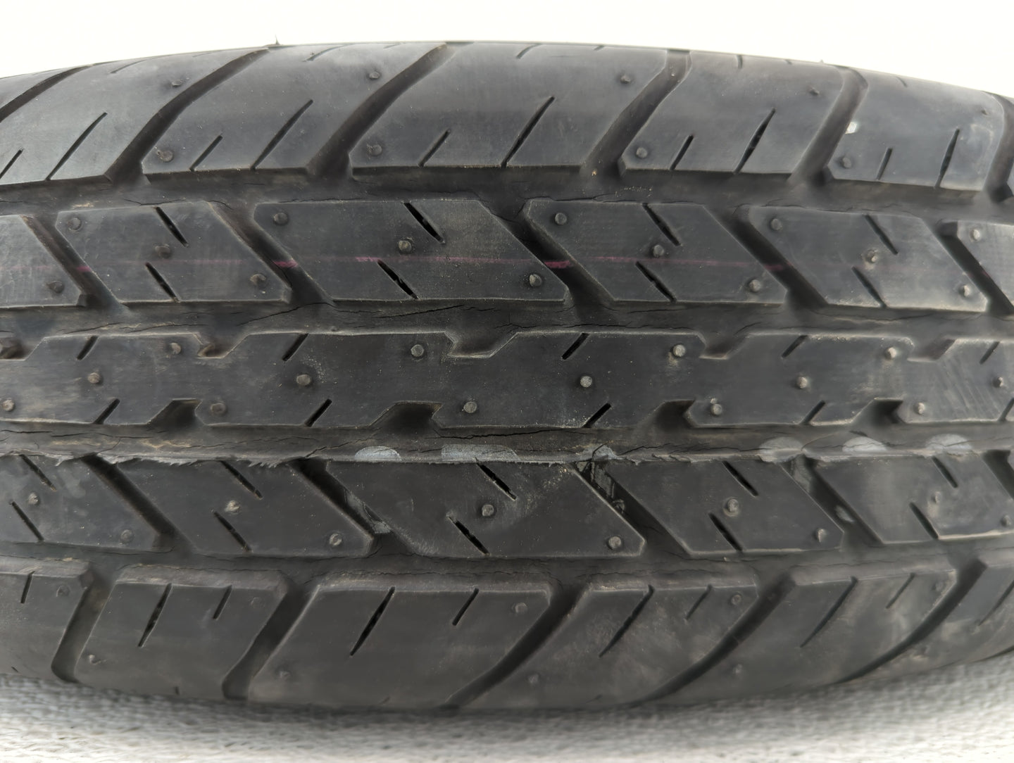 2011-2020 Kia Sorento Spare Donut Tire Wheel Rim Oem - Oemusedautoparts1.com
