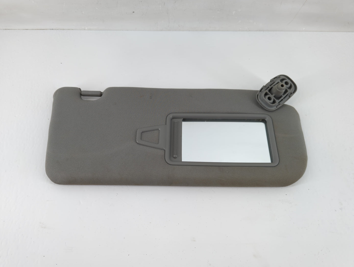2011-2015 Kia Sorento Sun Visor Shade Replacement Passenger Right Mirror Fits Fits 2011 2012 2013 2014 2015 OEM Used Auto Pa