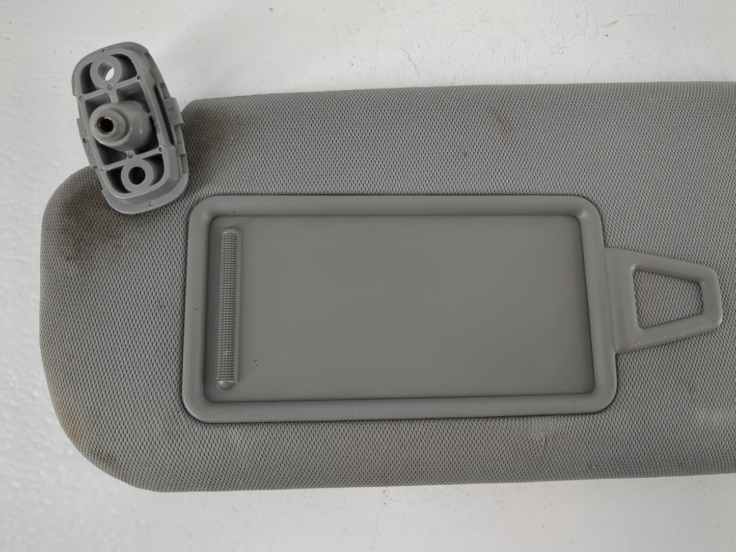 2011-2015 Kia Sorento Sun Visor Shade Replacement Driver Left Mirror Fits Fits 2011 2012 2013 2014 2015 OEM Used Auto Parts 