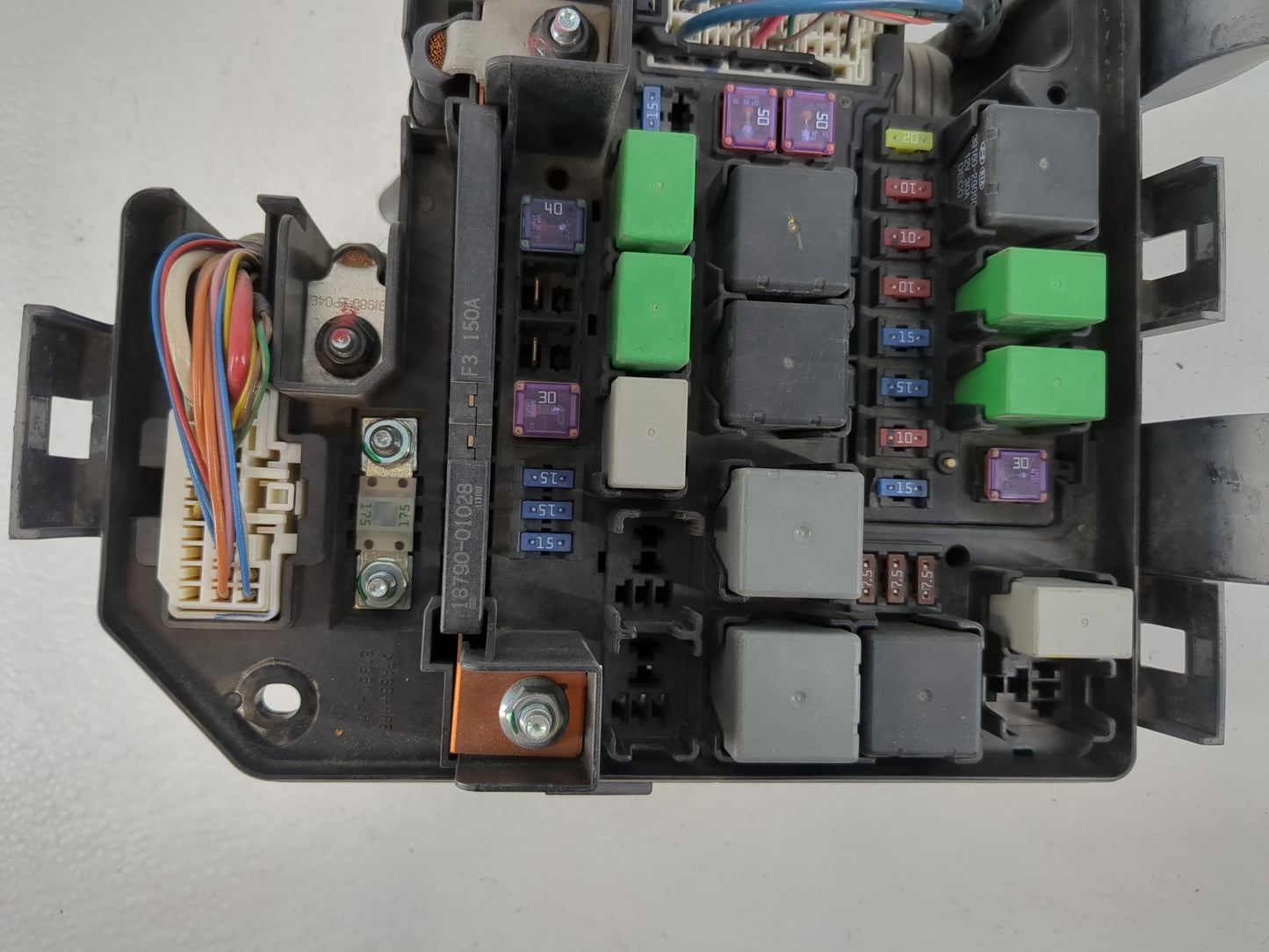2011-2013 Kia Sorento Fusebox Fuse Box Panel Relay Module P/N:91941-2P020 Fits Fits 2011 2012 2013 OEM Used Auto Parts - Oem