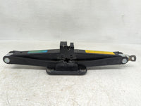 2013 Kia Sorento Spare Scissor Car Jack 1157461 - Oemusedautoparts1.com