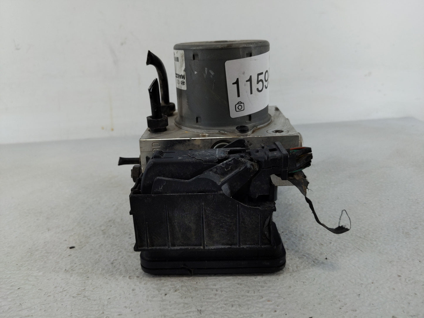 2013 Kia Sorento ABS Pump Control Module Replacement P/N:58910-1U960 BE6003L701 Fits OEM Used Auto Parts - Oemusedautoparts1