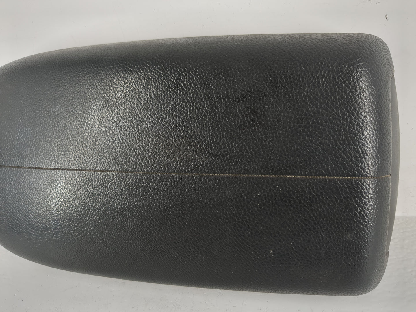 2011-2013 Kia Sorento Center Console Armrest Cover Lid Fits Fits 2011 2012 2013 OEM Used Auto Parts - Oemusedautoparts1.com