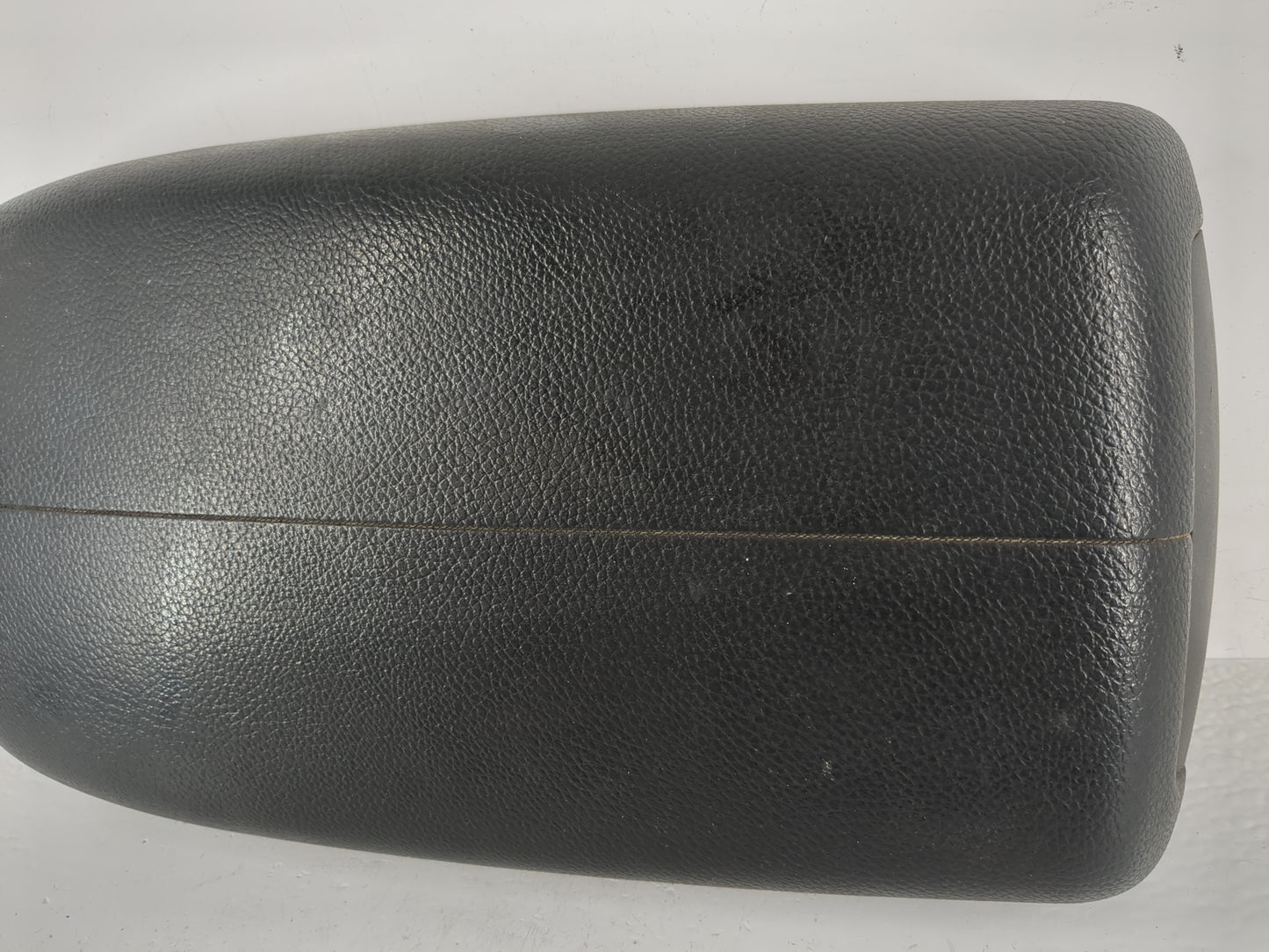 2011-2013 Kia Sorento Center Console Armrest Cover Lid Fits Fits 2011 2012 2013 OEM Used Auto Parts - Oemusedautoparts1.com