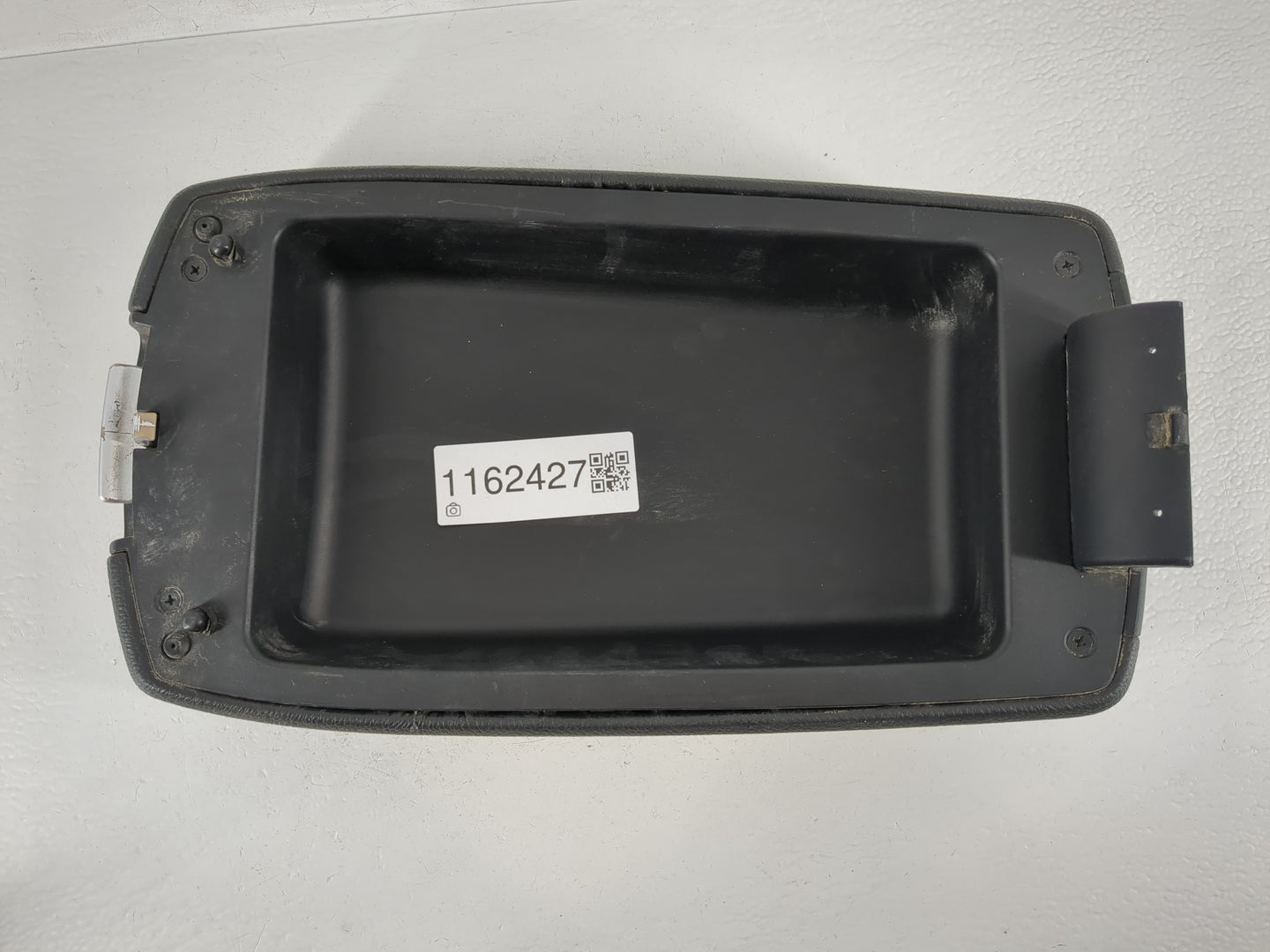 2011-2013 Kia Sorento Center Console Armrest Cover Lid Fits Fits 2011 2012 2013 OEM Used Auto Parts - Oemusedautoparts1.com