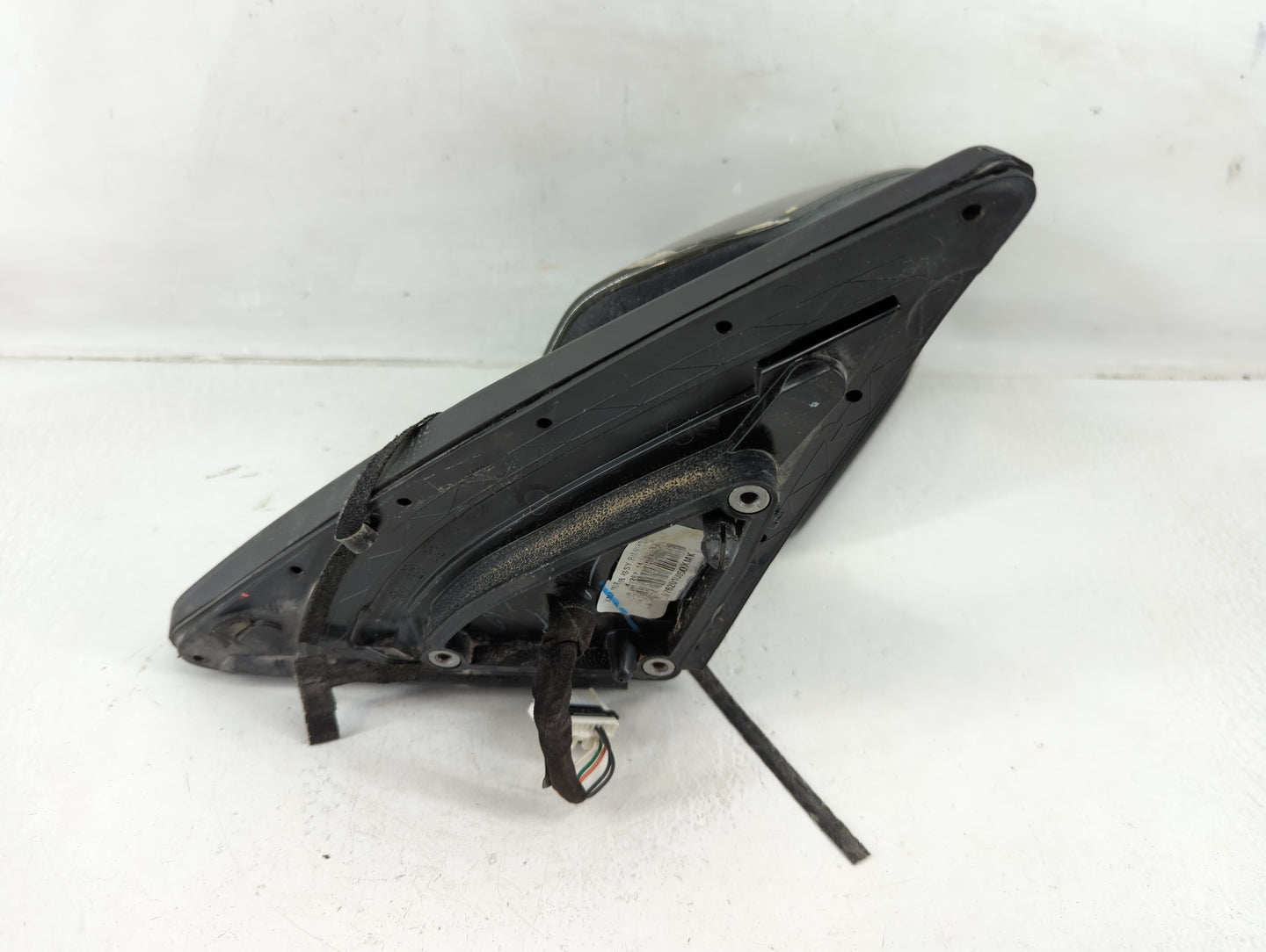 2011-2015 Kia Sorento Driver Side View Mirror - Left Door Mirror OEM Used - Oemusedautoparts1.com