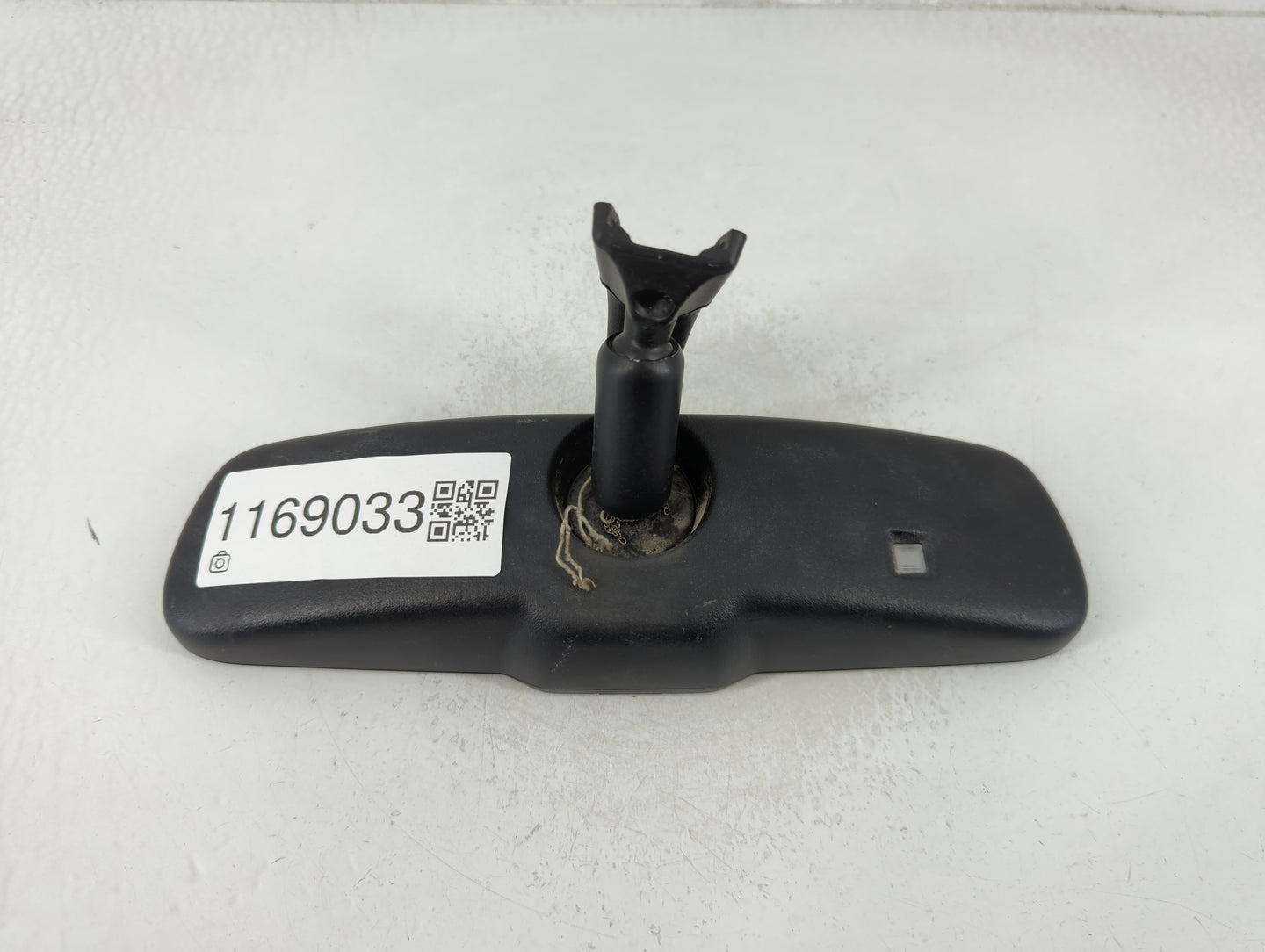 2011-2013 Kia Sorento Interior Rear View Mirror Replacement OEM P/N:E11026004 Fits Fits 2009 2010 2011 2012 2013 OEM Used Au