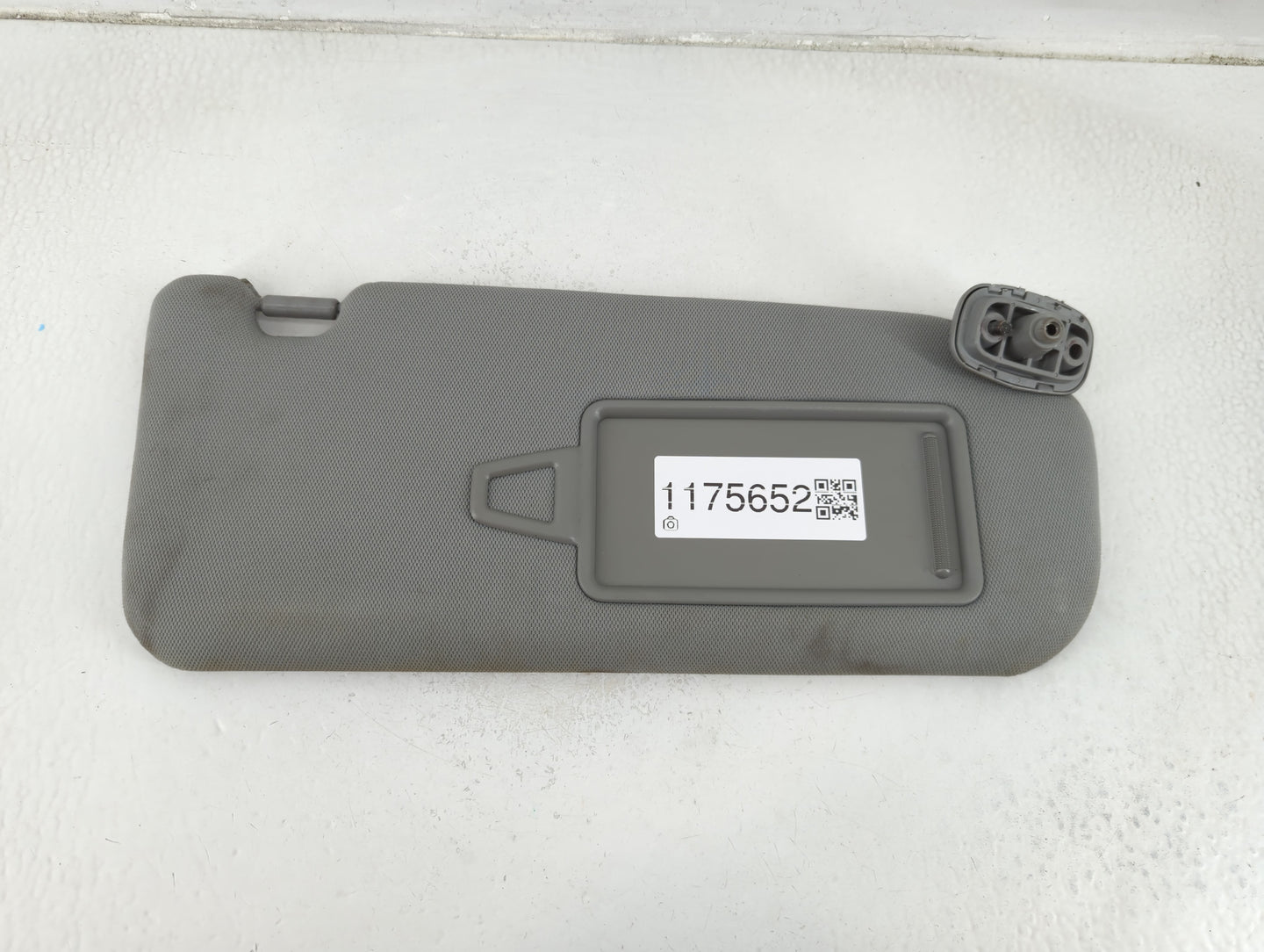 2011-2015 Kia Sorento Sun Visor Shade Replacement Passenger Right Mirror Fits Fits 2011 2012 2013 2014 2015 OEM Used Auto Pa