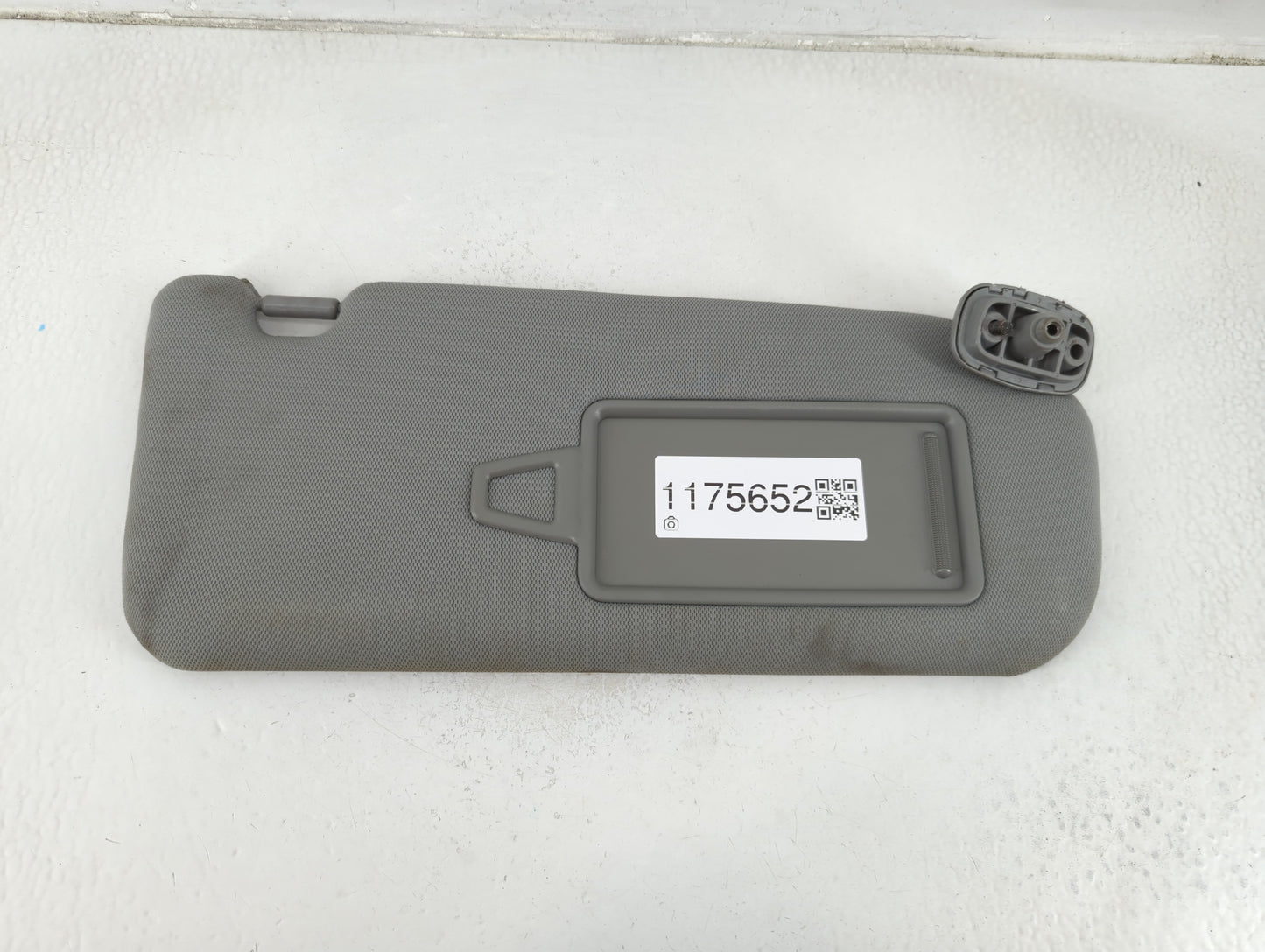 2011-2015 Kia Sorento Sun Visor Shade Replacement Passenger Right Mirror Fits Fits 2011 2012 2013 2014 2015 OEM Used Auto Pa