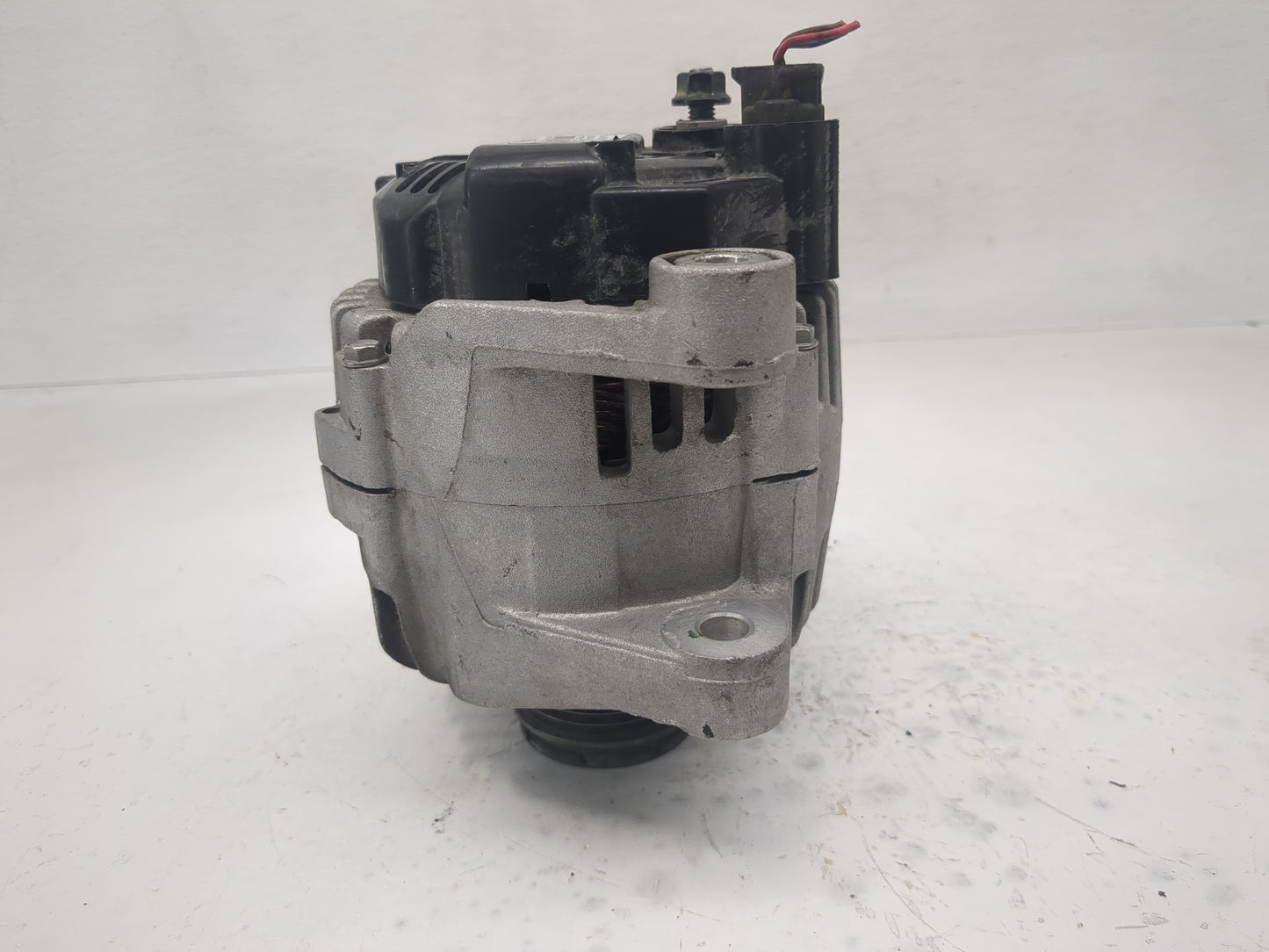 2011-2013 Kia Sorento Alternator Replacement Generator Charging Assembly Engine OEM P/N:37300-2G500 Fits Fits 2010 2011 2012