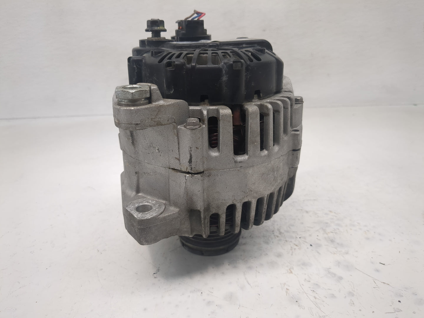 2011-2013 Kia Sorento Alternator Replacement Generator Charging Assembly Engine OEM P/N:37300-2G500 Fits Fits 2010 2011 2012