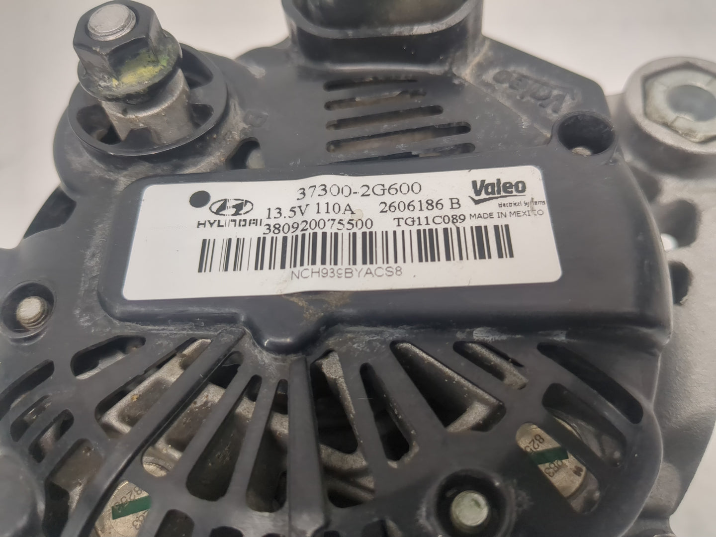 2011-2013 Kia Sorento Alternator Replacement Generator Charging Assembly Engine OEM P/N:37300-2G500 Fits Fits 2010 2011 2012