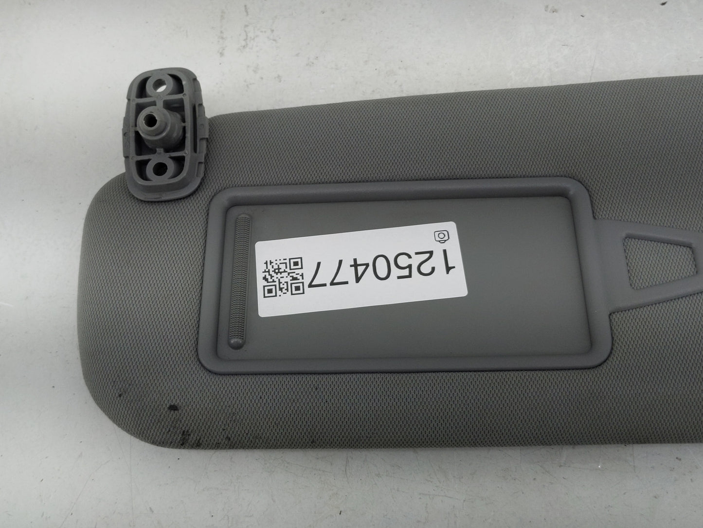 2011-2015 Kia Sorento Sun Visor Shade Replacement Driver Left Mirror Fits Fits 2011 2012 2013 2014 2015 OEM Used Auto Parts 