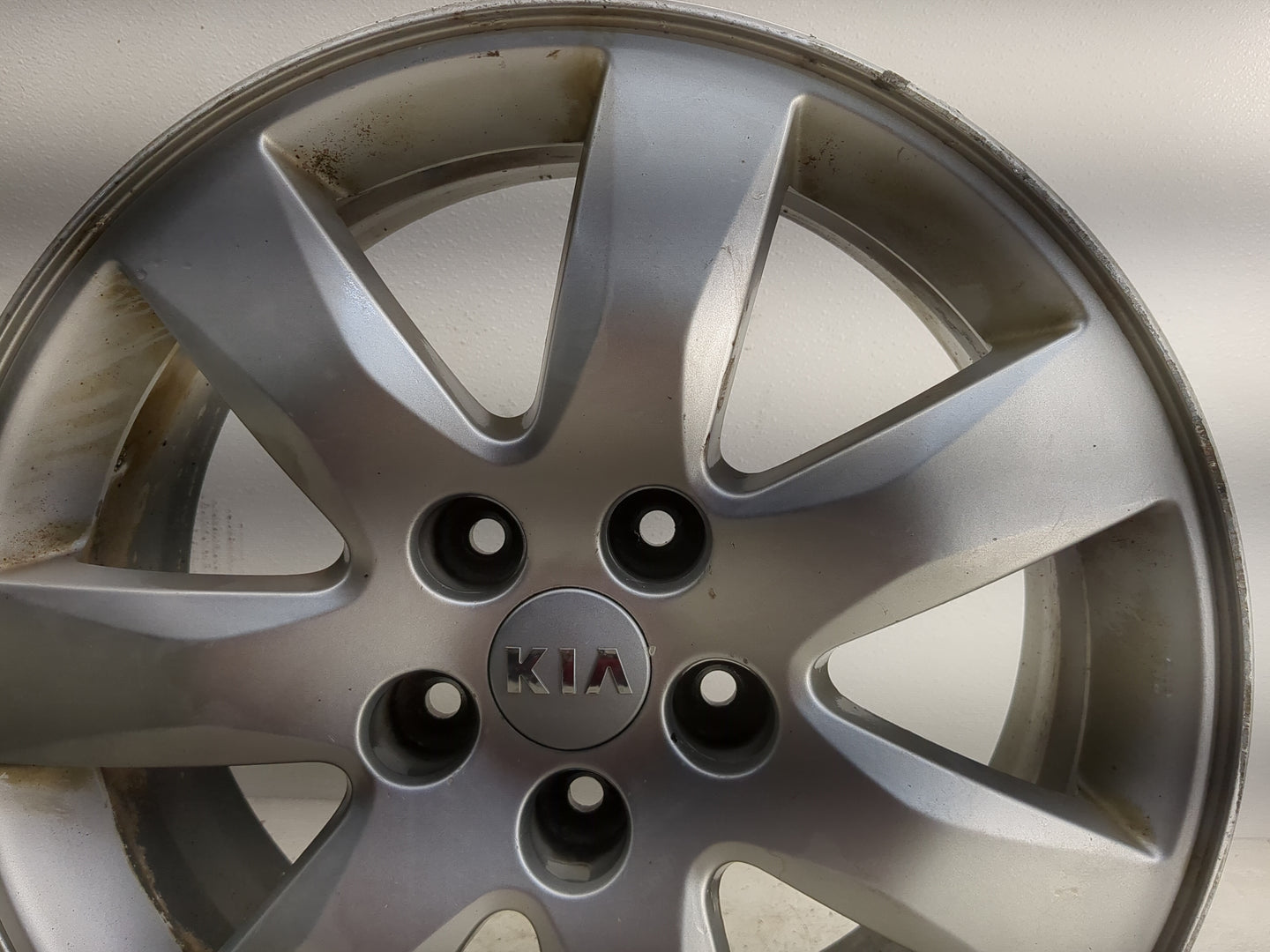 2011-2013 Kia Sorento Oem Wheel Rim - Oemusedautoparts1.com