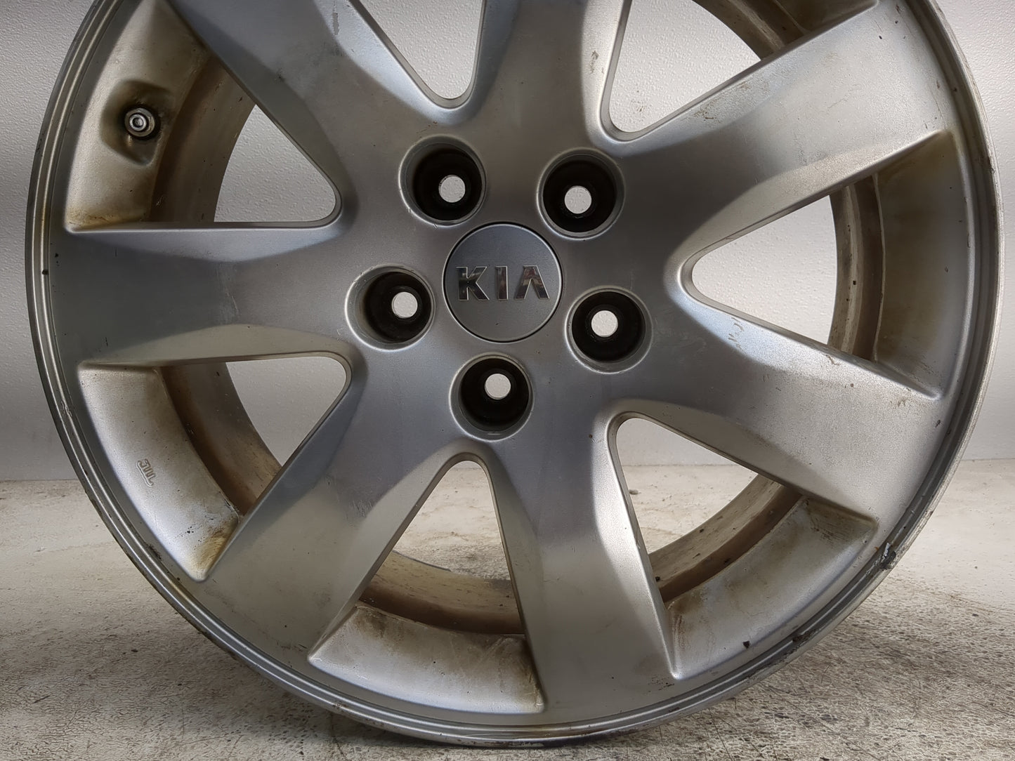 2011-2013 Kia Sorento Oem Wheel Rim 1264486 - Oemusedautoparts1.com