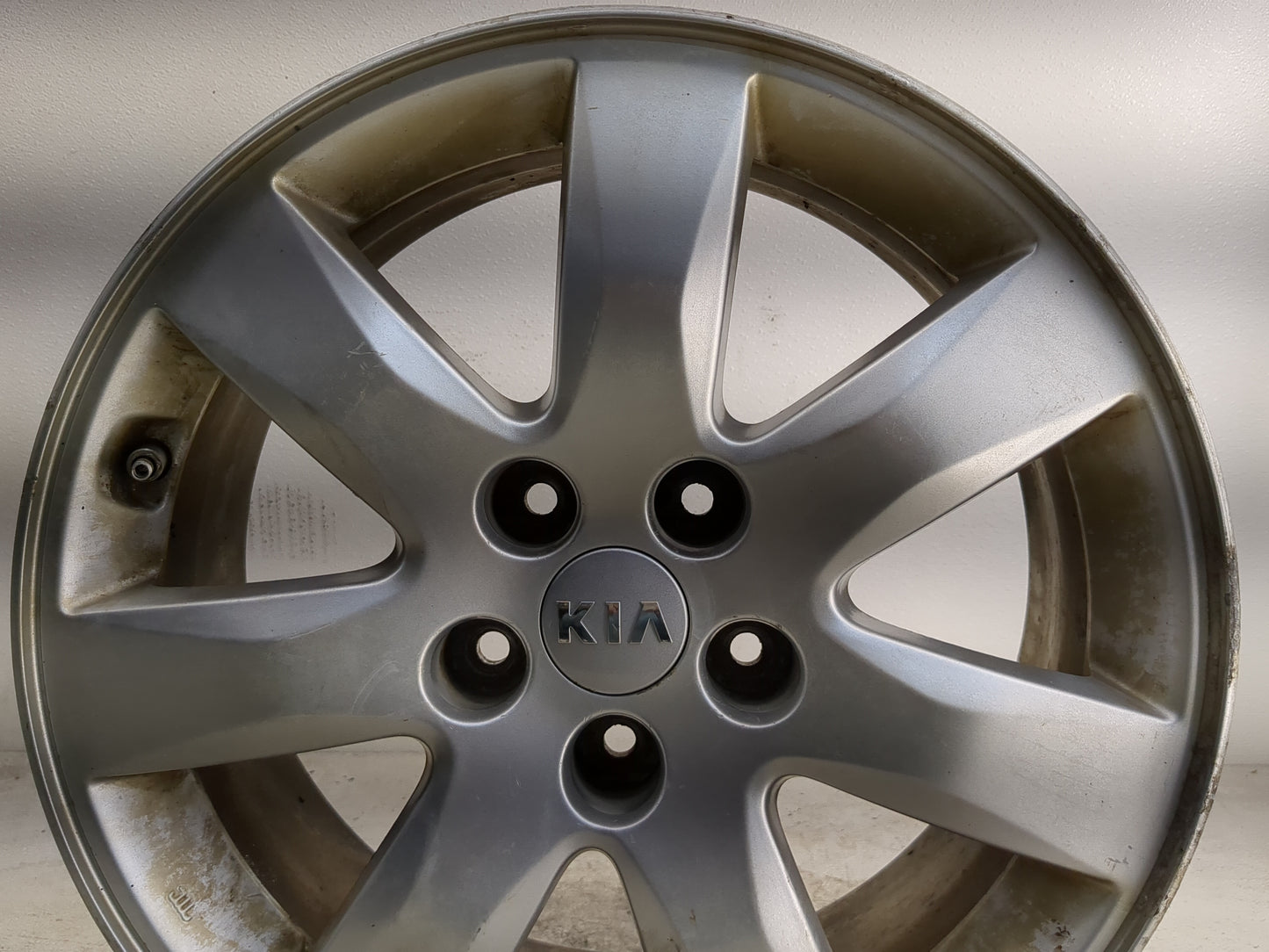2011-2013 Kia Sorento Oem Wheel Rim 1264487 - Oemusedautoparts1.com