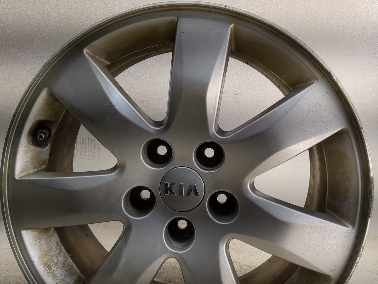 2011-2013 Kia Sorento Oem Wheel Rim 1264487 - Oemusedautoparts1.com