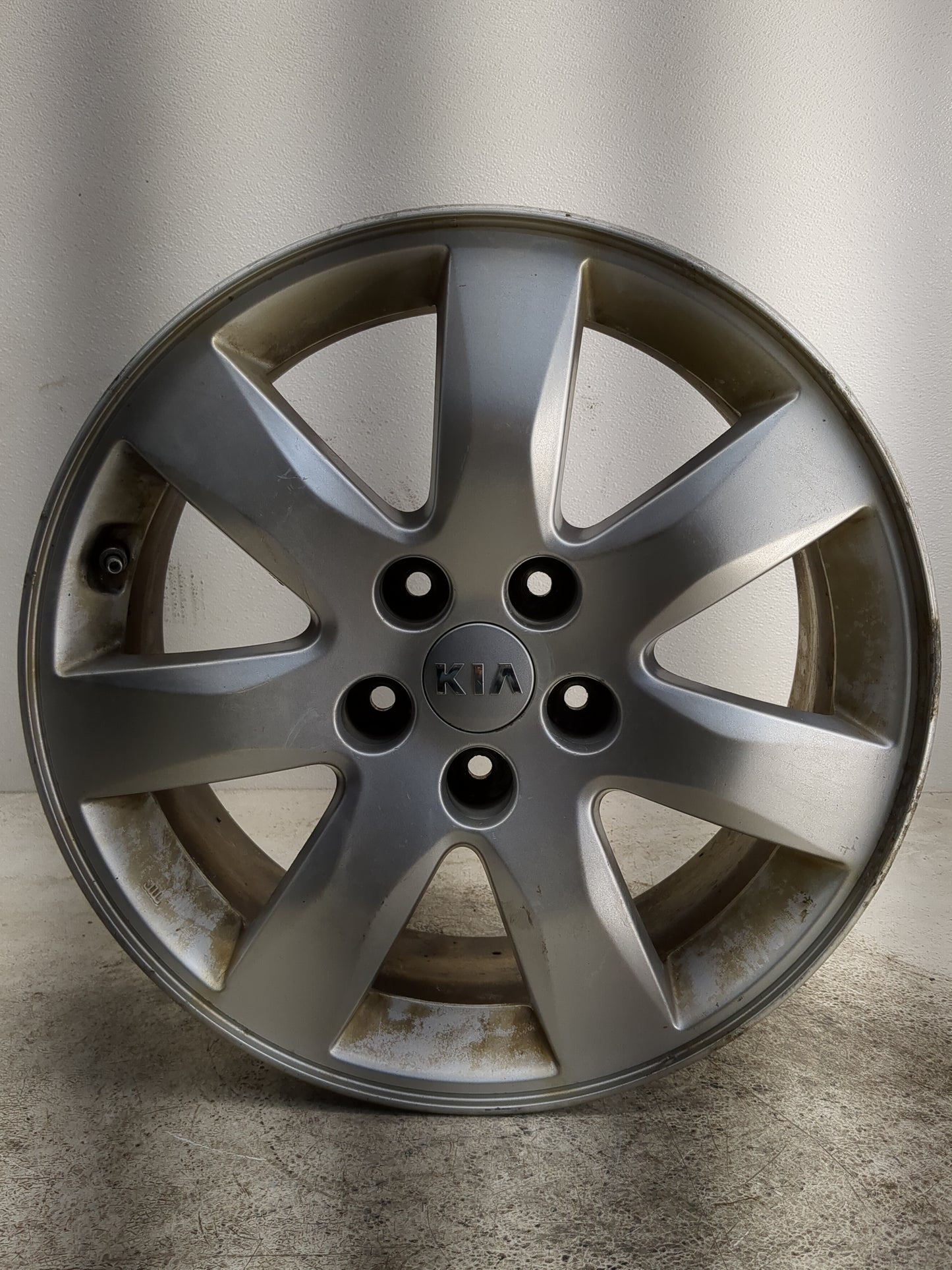2011-2013 Kia Sorento Oem Wheel Rim 1264487 - Oemusedautoparts1.com