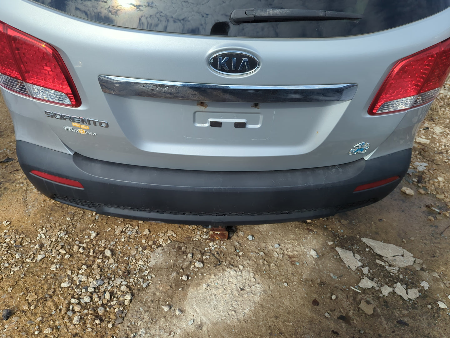 2011-2013 Kia Sorento Rear Bumper Assembly Oem - Oemusedautoparts1.com