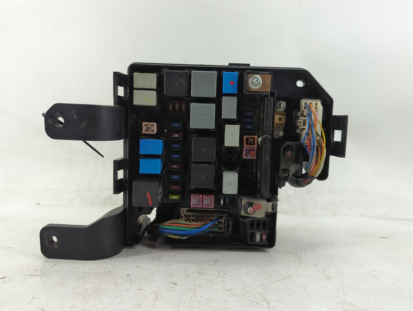 2011-2013 Kia Sorento Fusebox Fuse Box Panel Relay Module P/N:91950-2P000 Fits Fits 2011 2012 2013 OEM Used Auto Parts - Oem