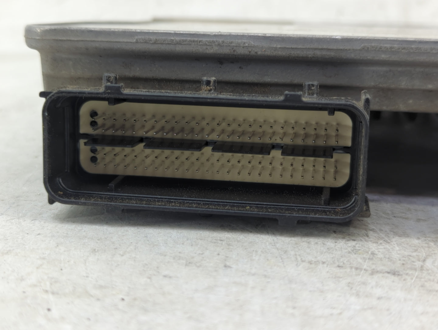 2011-2013 Kia Sorento PCM Engine Control Computer ECU ECM PCU OEM P/N:28334877 39108-3C061 Fits Fits 2011 2012 2013 OEM Used