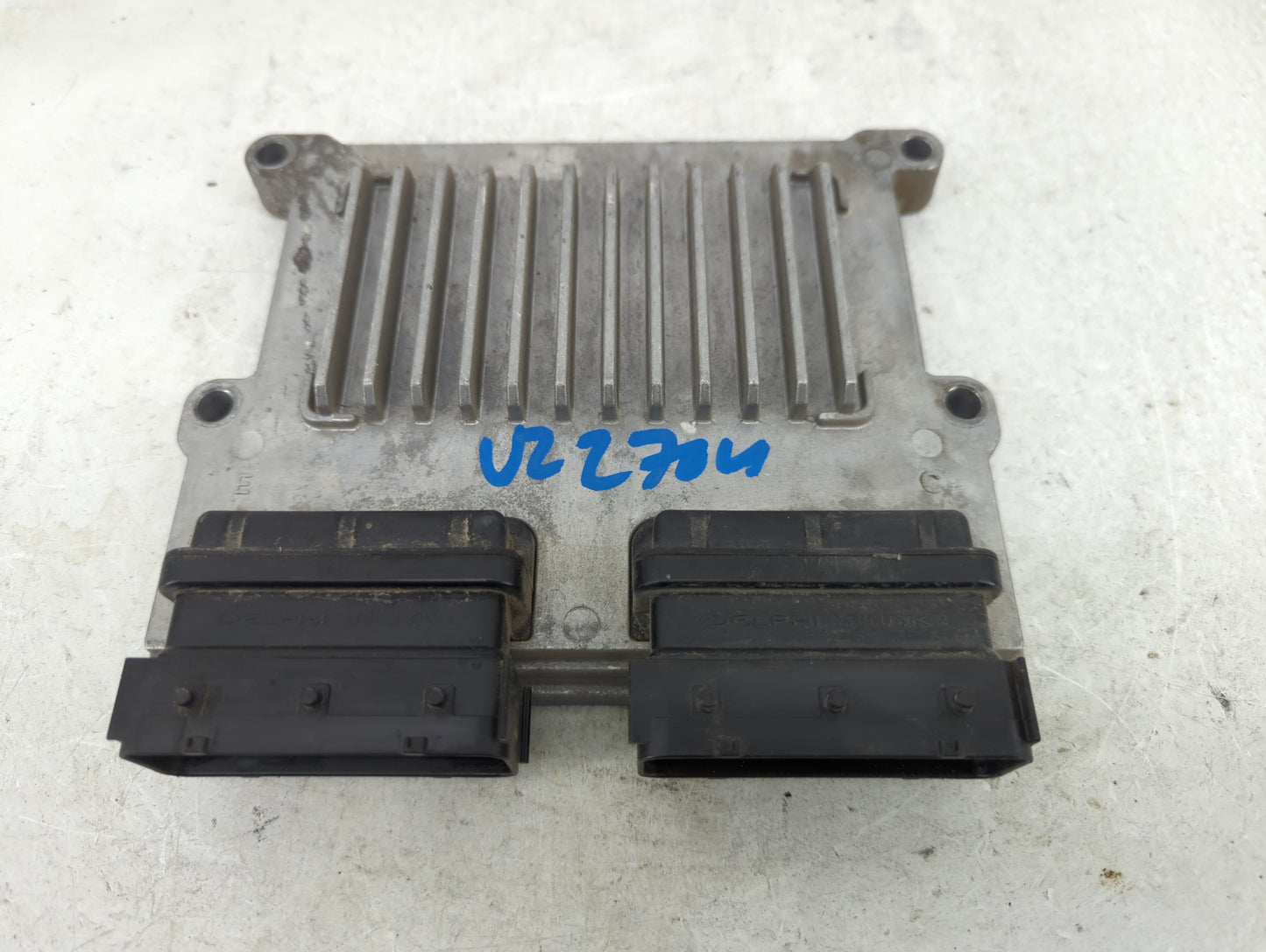 2011-2013 Kia Sorento PCM Engine Control Computer ECU ECM PCU OEM P/N:28334877 39108-3C061 Fits Fits 2011 2012 2013 OEM Used