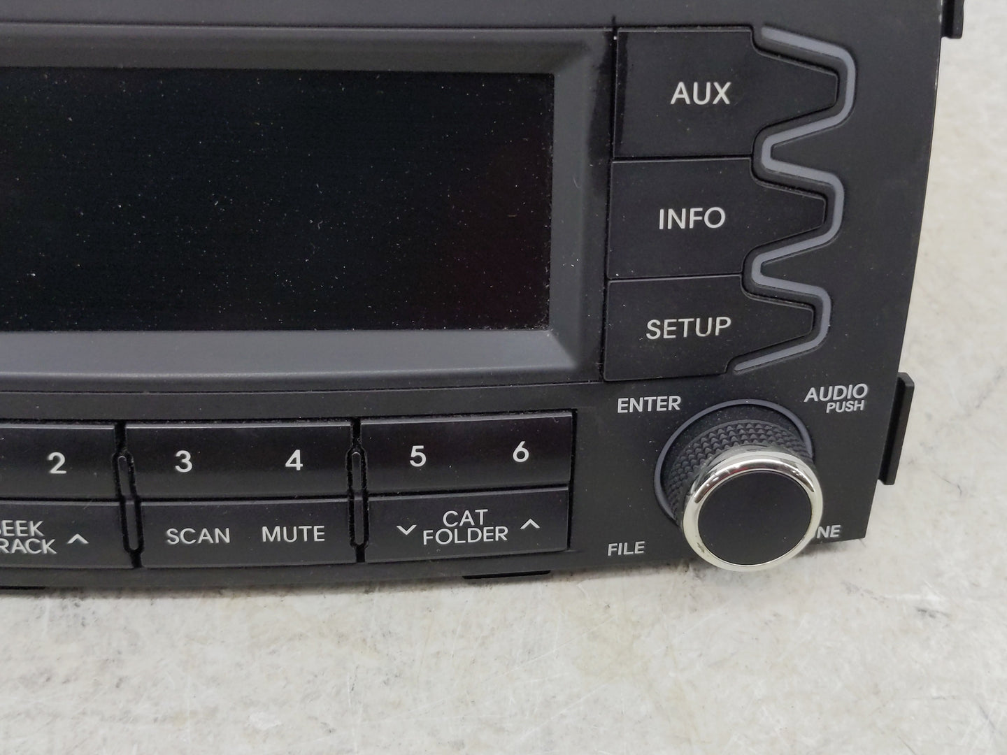 2011-2013 Kia Sorento Radio AM FM Cd Player Receiver Replacement P/N:96140-1U201CA Fits Fits 2011 2012 2013 OEM Used Auto Pa