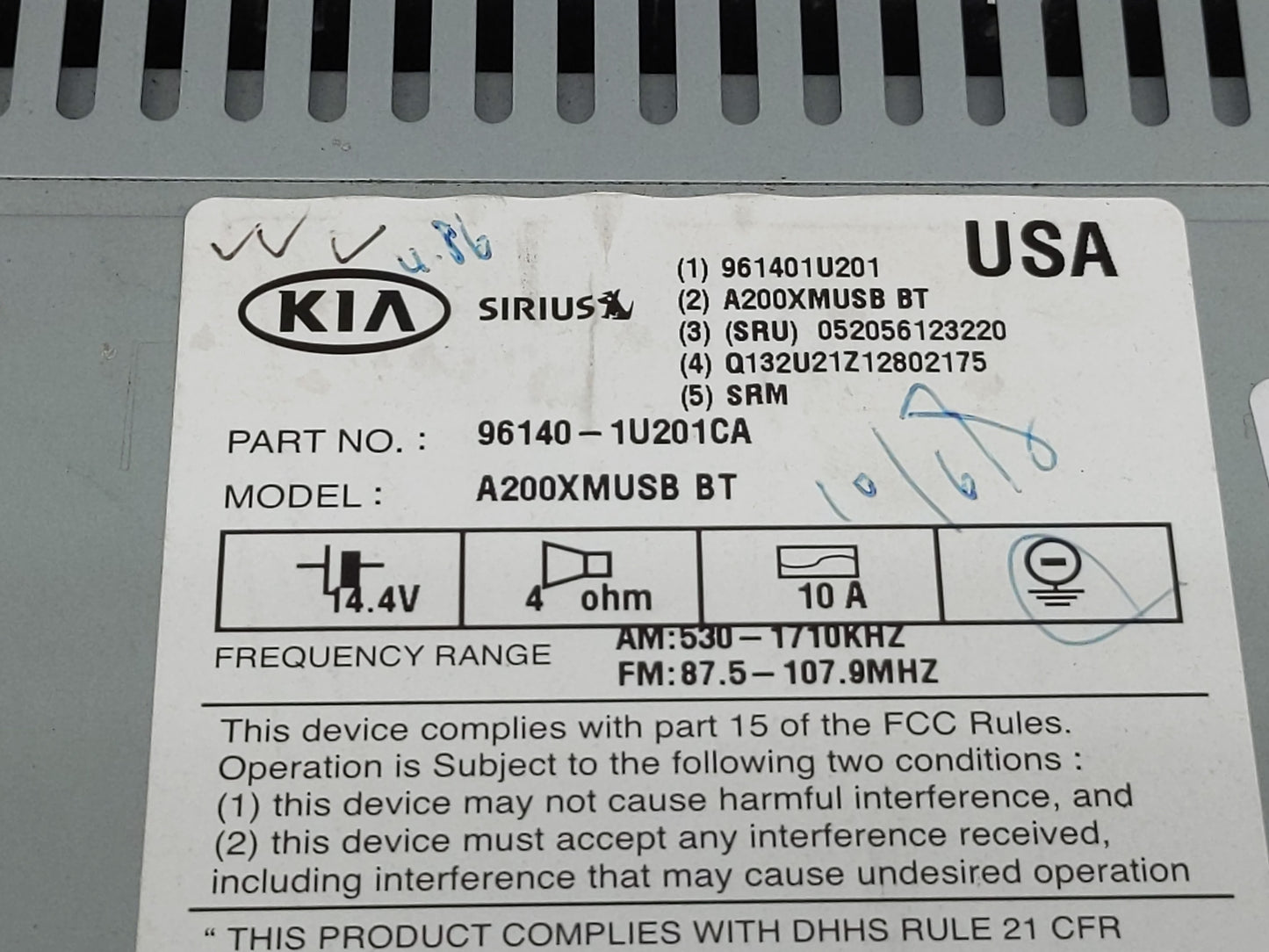 2011-2013 Kia Sorento Radio AM FM Cd Player Receiver Replacement P/N:96140-1U201CA Fits Fits 2011 2012 2013 OEM Used Auto Pa