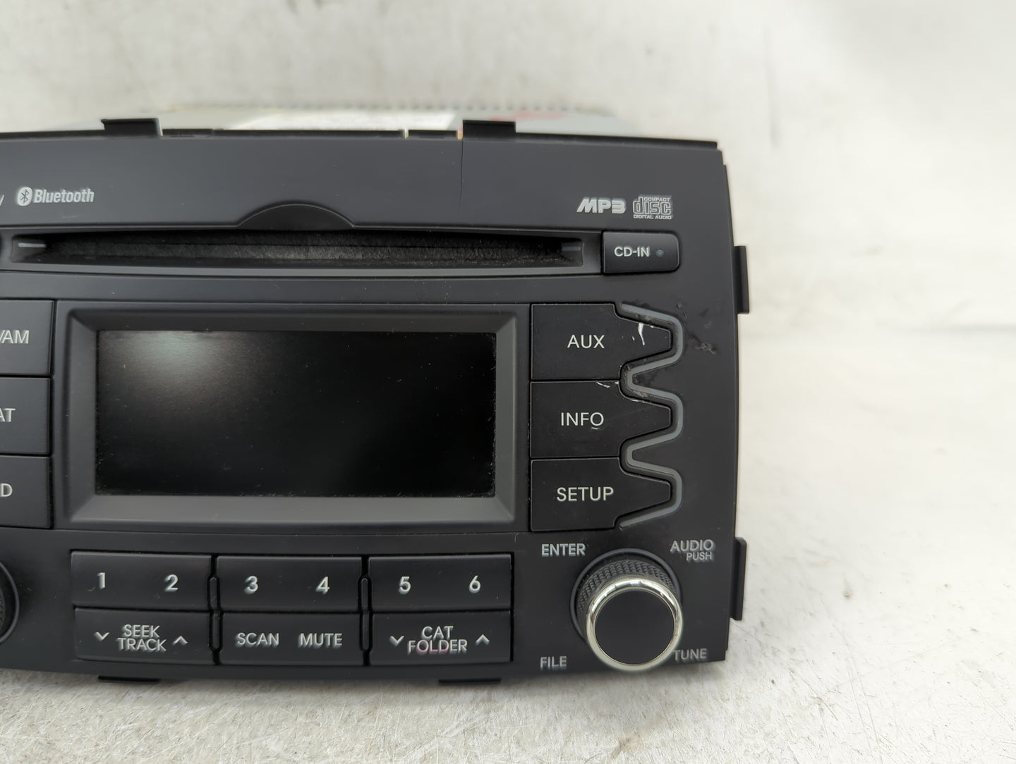 2011-2013 Kia Sorento Radio AM FM Cd Player Receiver Replacement P/N:96140-1U201CA Fits Fits 2011 2012 2013 OEM Used Auto Pa