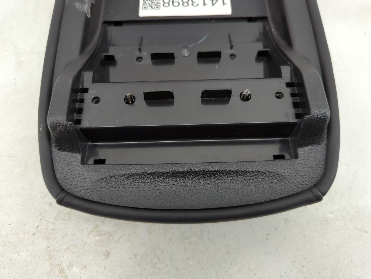 2013 Kia Sorento Center Console Armrest Cover Lid Fits OEM Used Auto Parts - Oemusedautoparts1.com