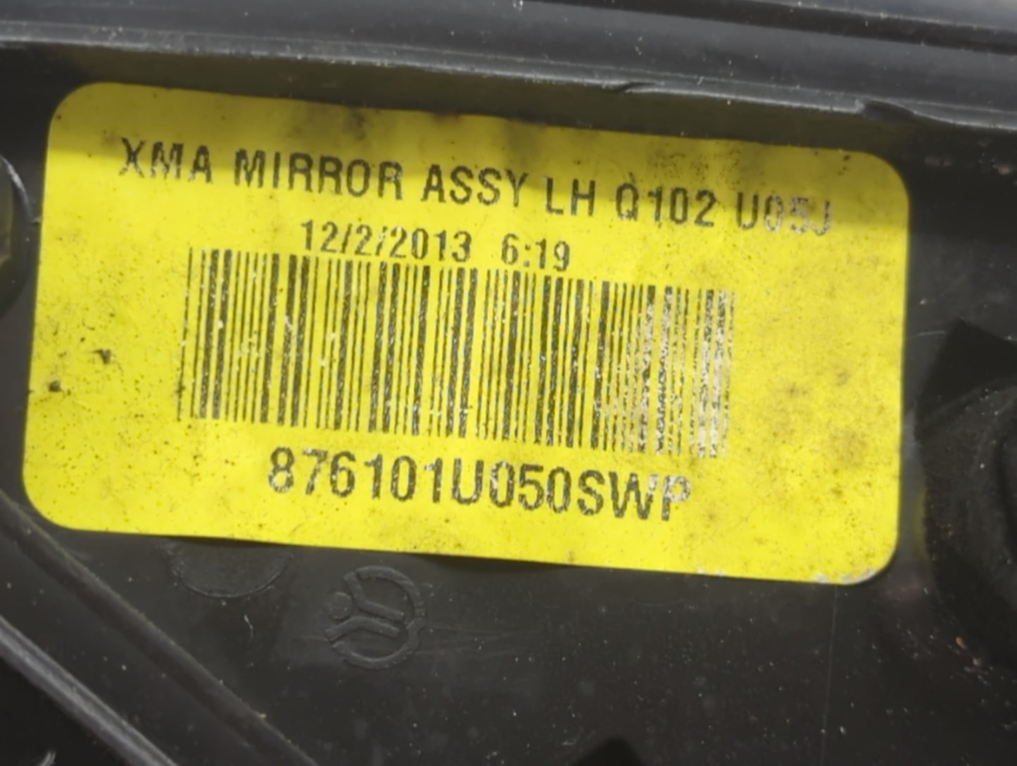 2011-2015 Kia Sorento Driver Side View Mirror - Left Door Mirror OEM Used - Oemusedautoparts1.com