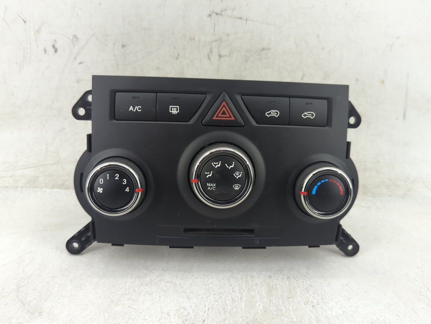 2011-2013 Kia Sorento Climate Control Module Temperature AC/Heater Replacement P/N:97250-1U450 97250-1U255 Fits OEM Used Aut
