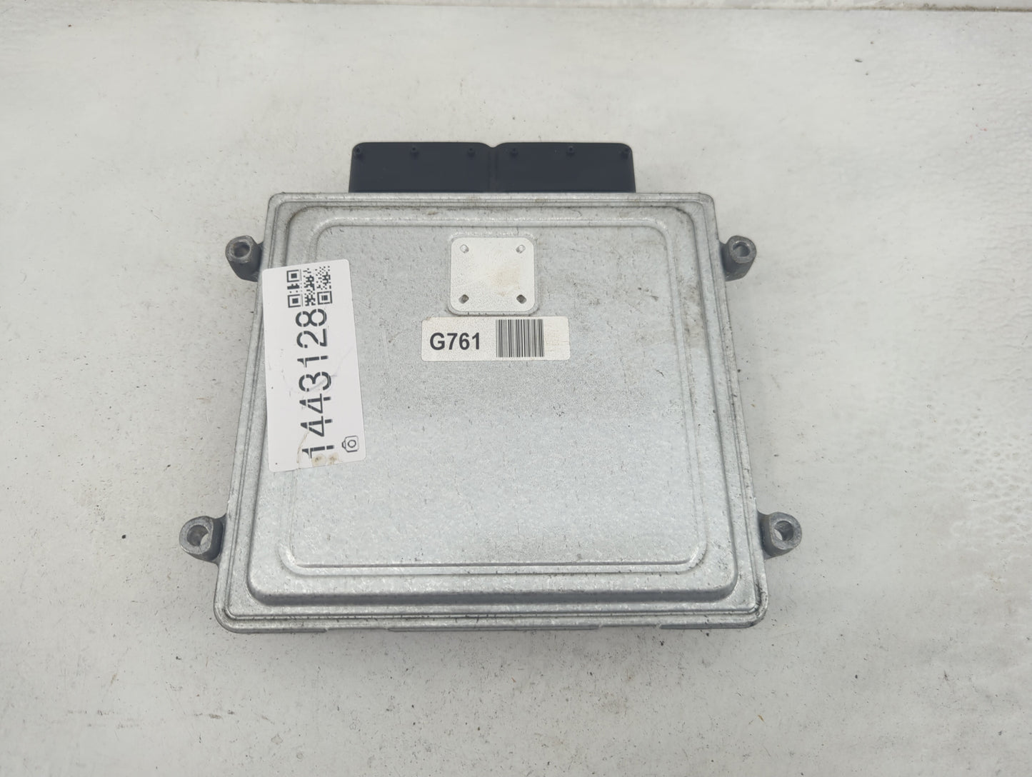 2012-2013 Kia Sorento PCM Engine Control Computer ECU ECM PCU OEM P/N:39103-2G761 39113-2G761, 5WY4V30D Fits Fits 2012 2013 