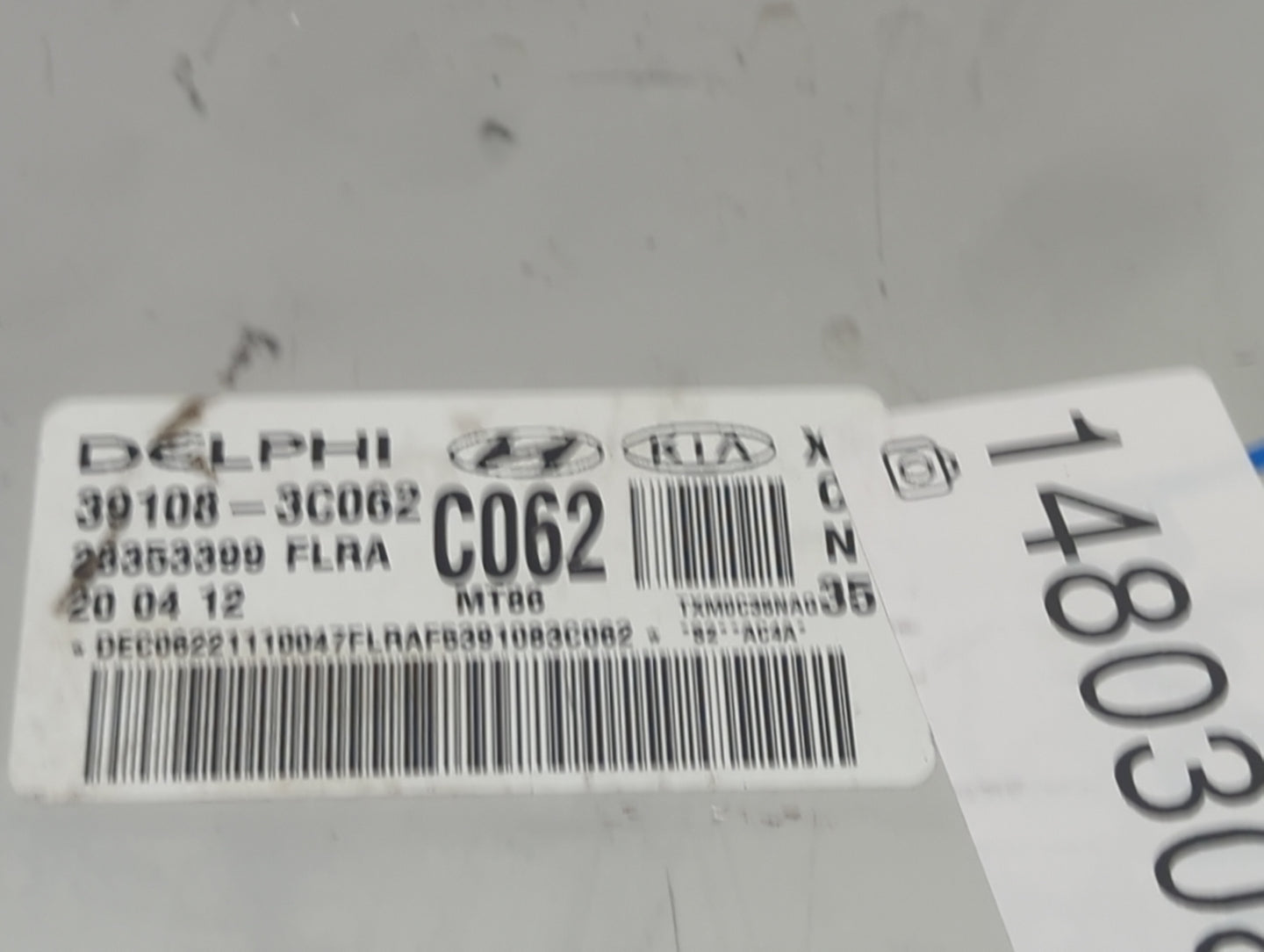 2011-2013 Kia Sorento PCM Engine Control Computer ECU ECM PCU OEM P/N:39108-3C062 28353399 Fits Fits 2011 2012 2013 OEM Used