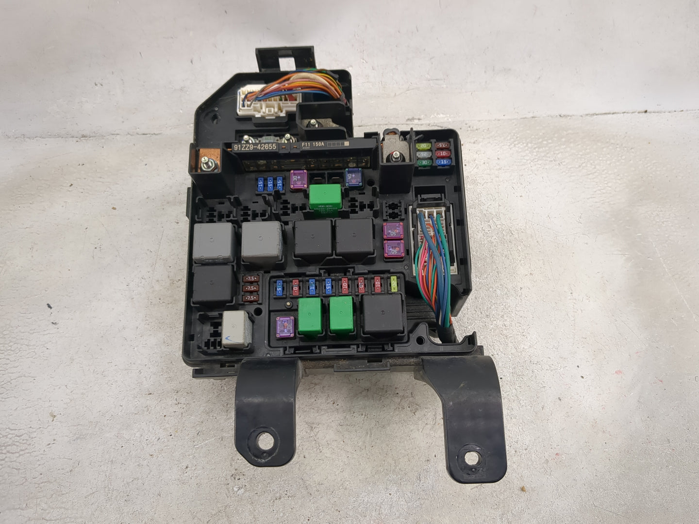 2011-2013 Kia Sorento Fusebox Fuse Box Panel Relay Module P/N:91ZZ9-42655 F11 150A, 1204270070 Fits Fits 2011 2012 2013 OEM 
