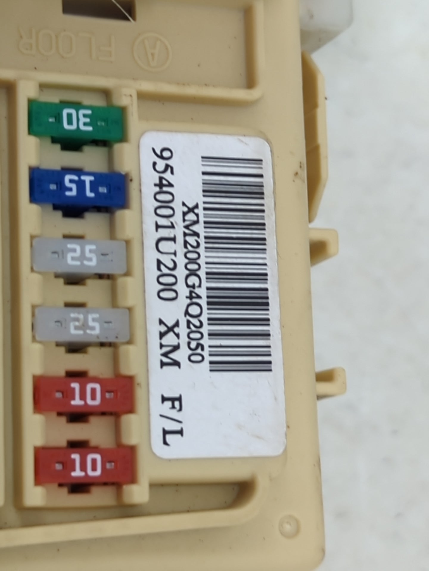 2013-2015 Kia Sorento Body Control Module Bcm Xm200g4q2050|954001u200 - Oemusedautoparts1.com