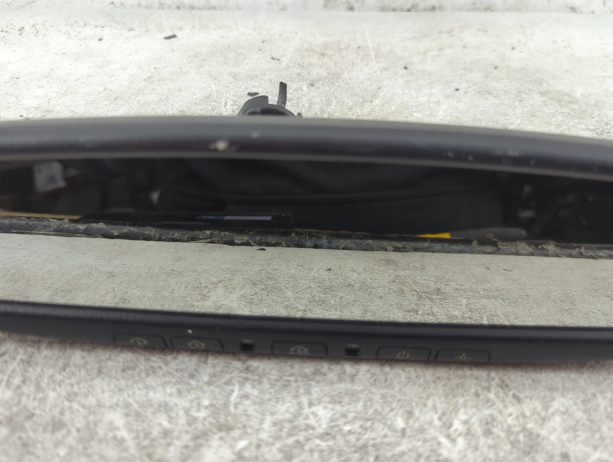 2011-2020 Kia Sorento Interior Rear View Mirror Replacement OEM P/N:E11 026006 NZLZTVHL3 Fits OEM Used Auto Parts - Oemuseda