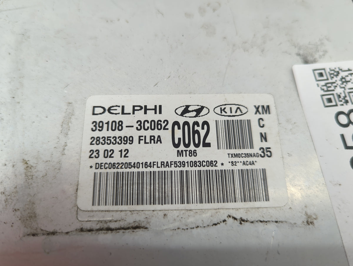 2011-2013 Kia Sorento PCM Engine Control Computer ECU ECM PCU OEM P/N:39108-3C062 28353399 Fits 2011 2012 2013 OEM Used Auto