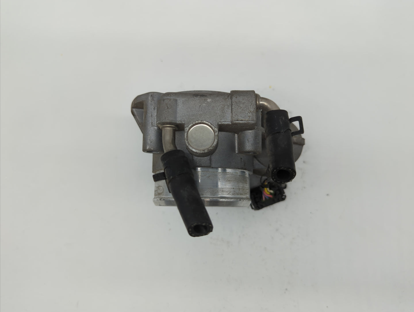 2011-2013 Kia Sorento Throttle Body P/N:35100-25400 35100-25200 Fits Fits 2006 2007 2008 2009 2010 2011 2012 2013 OEM Used A