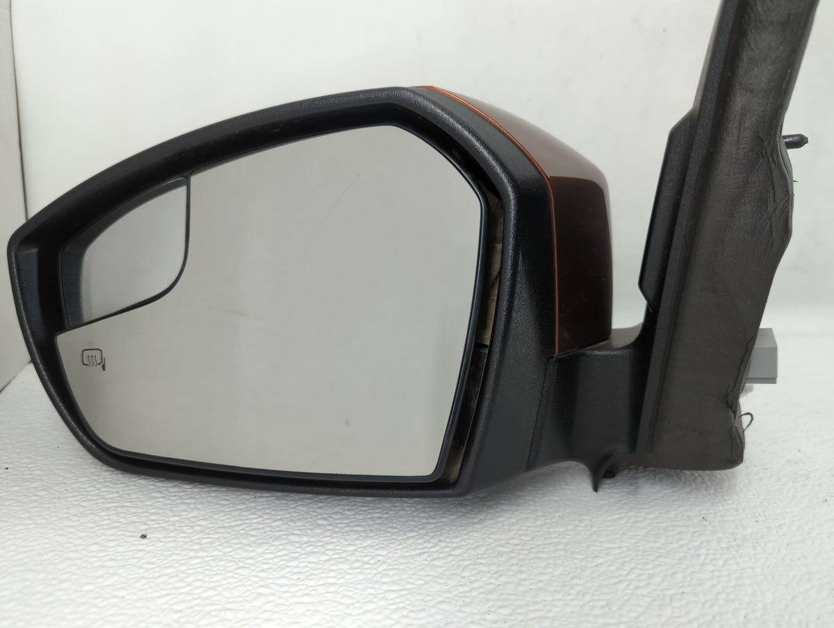 2011-2015 Kia Sorento Driver Side View Mirror - Left Door Mirror OEM Used - Oemusedautoparts1.com