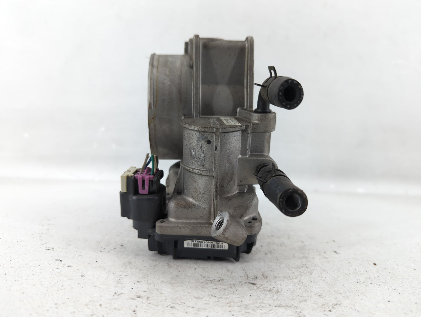 2011-2013 Kia Sorento Throttle Body P/N:35100-3C700 28099075 Fits Fits 2010 2011 2012 2013 2014 OEM Used Auto Parts - Oemuse