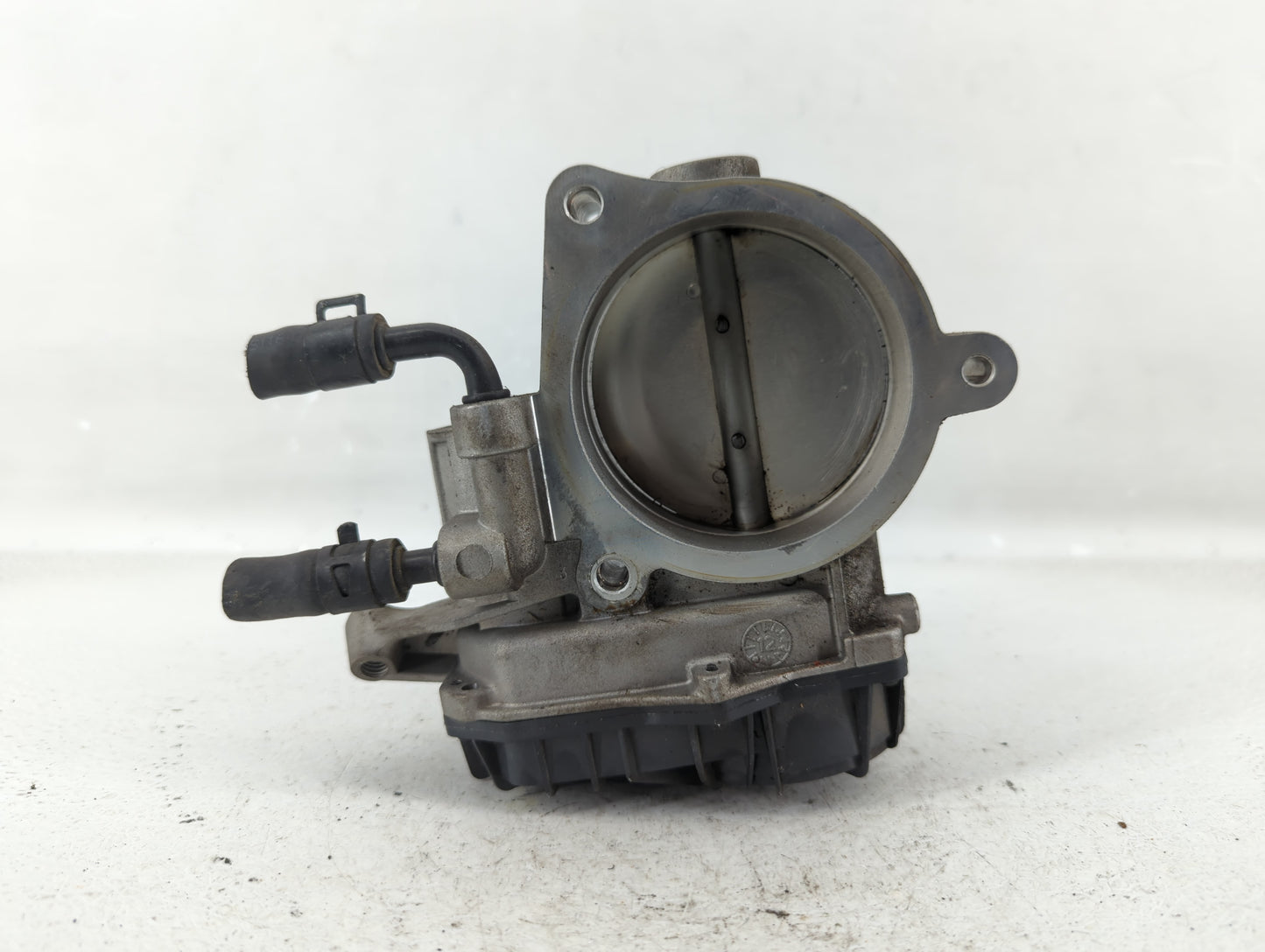 2011-2013 Kia Sorento Throttle Body P/N:35100-3C700 28099075 Fits Fits 2010 2011 2012 2013 2014 OEM Used Auto Parts - Oemuse