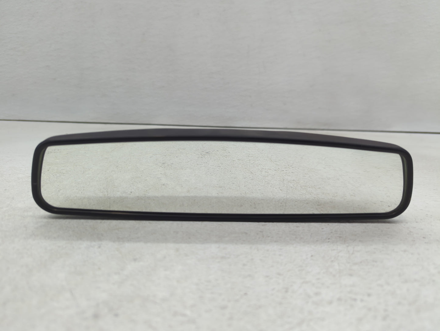 2011-2015 Kia Sorento Interior Rear View Mirror Replacement OEM P/N:E8011083 Fits OEM Used Auto Parts - Oemusedautoparts1.co